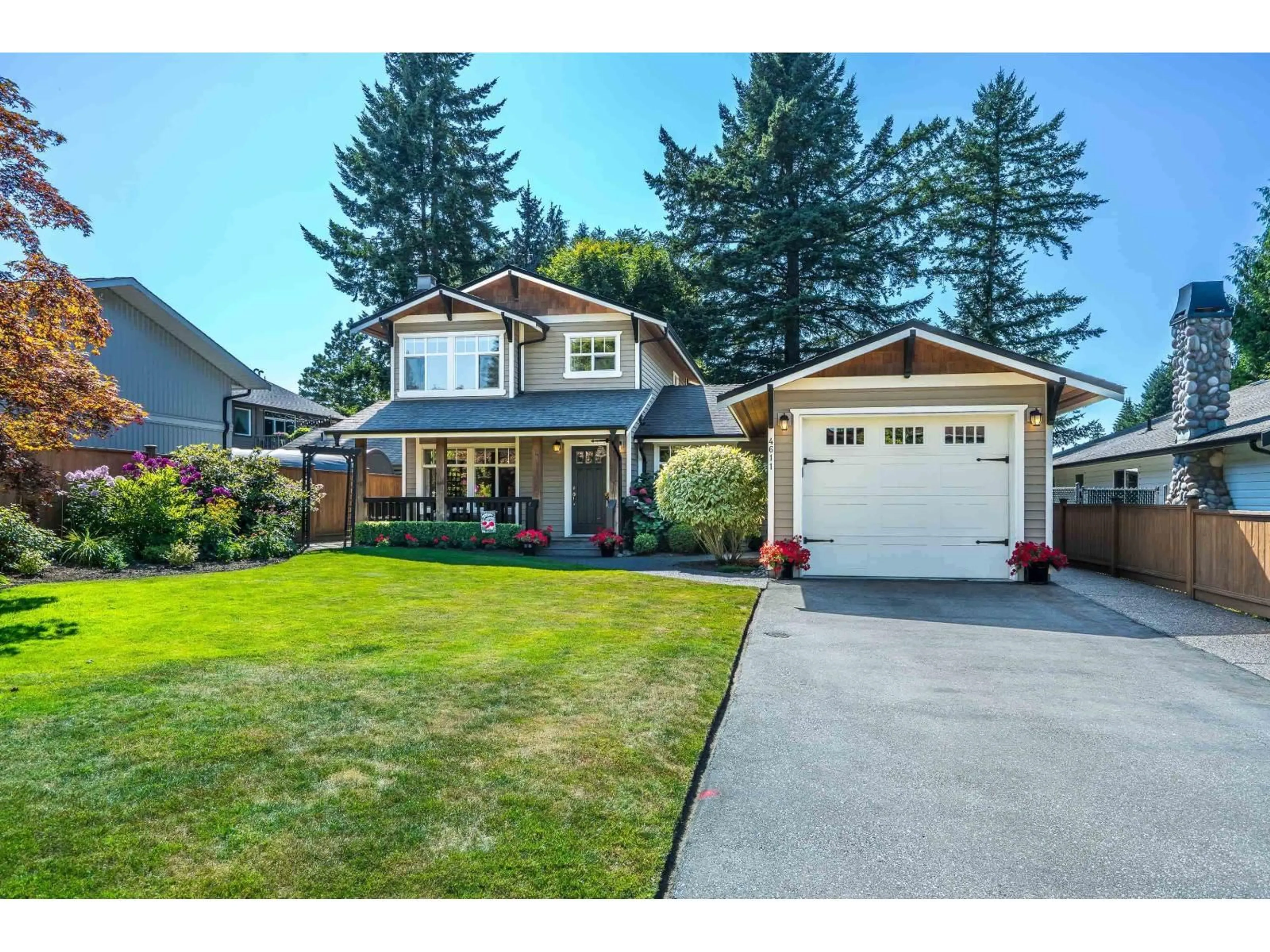 Home with vinyl exterior material, street for 4611 198C STREET, Langley British Columbia V3A5Z7
