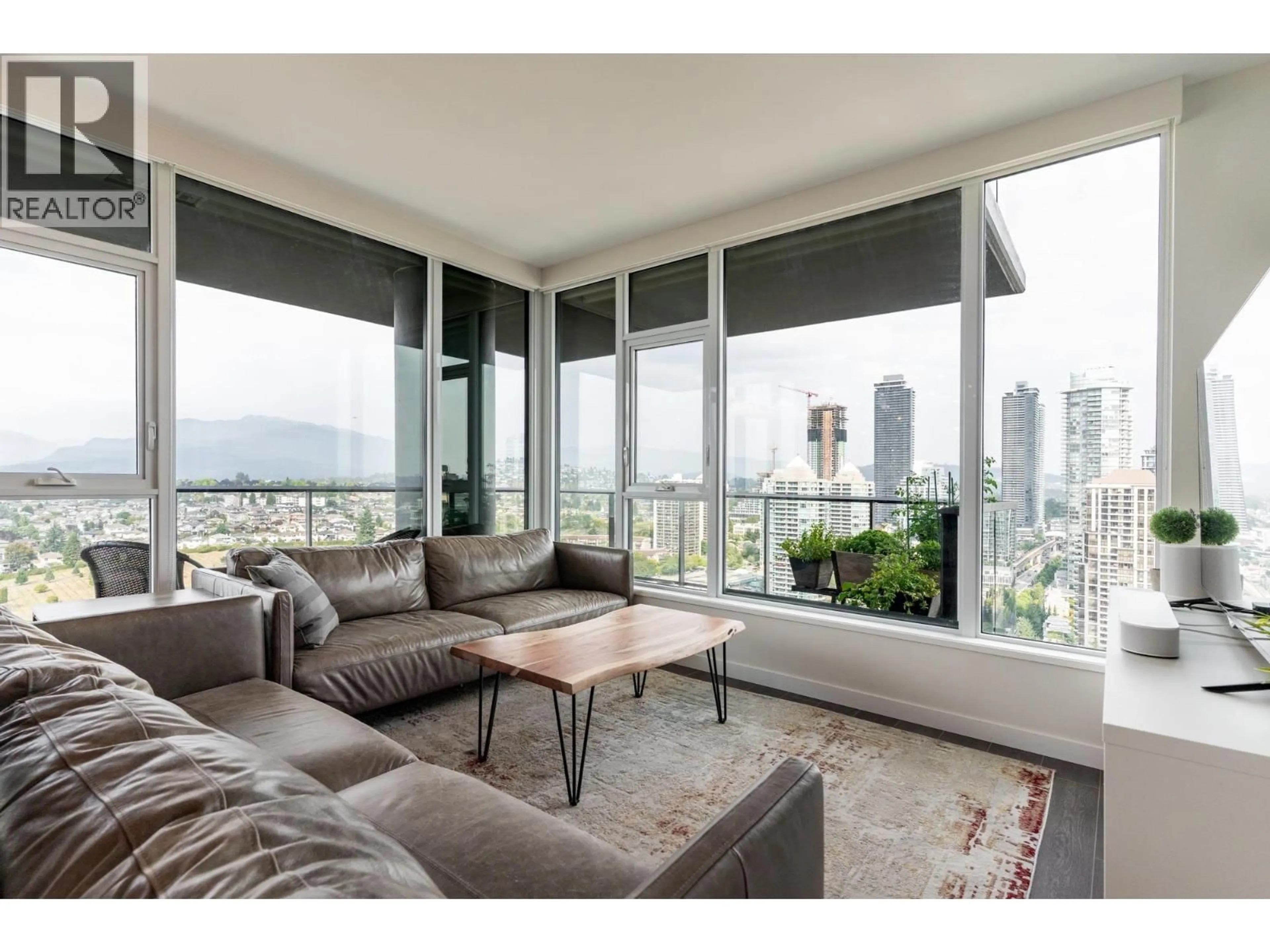 Living room with furniture, unknown for 2707 - 4168 LOUGHEED HIGHWAY, Burnaby British Columbia V5C0N9