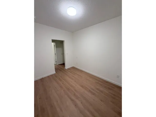 512 - 14778 106 AVENUE, Surrey 5