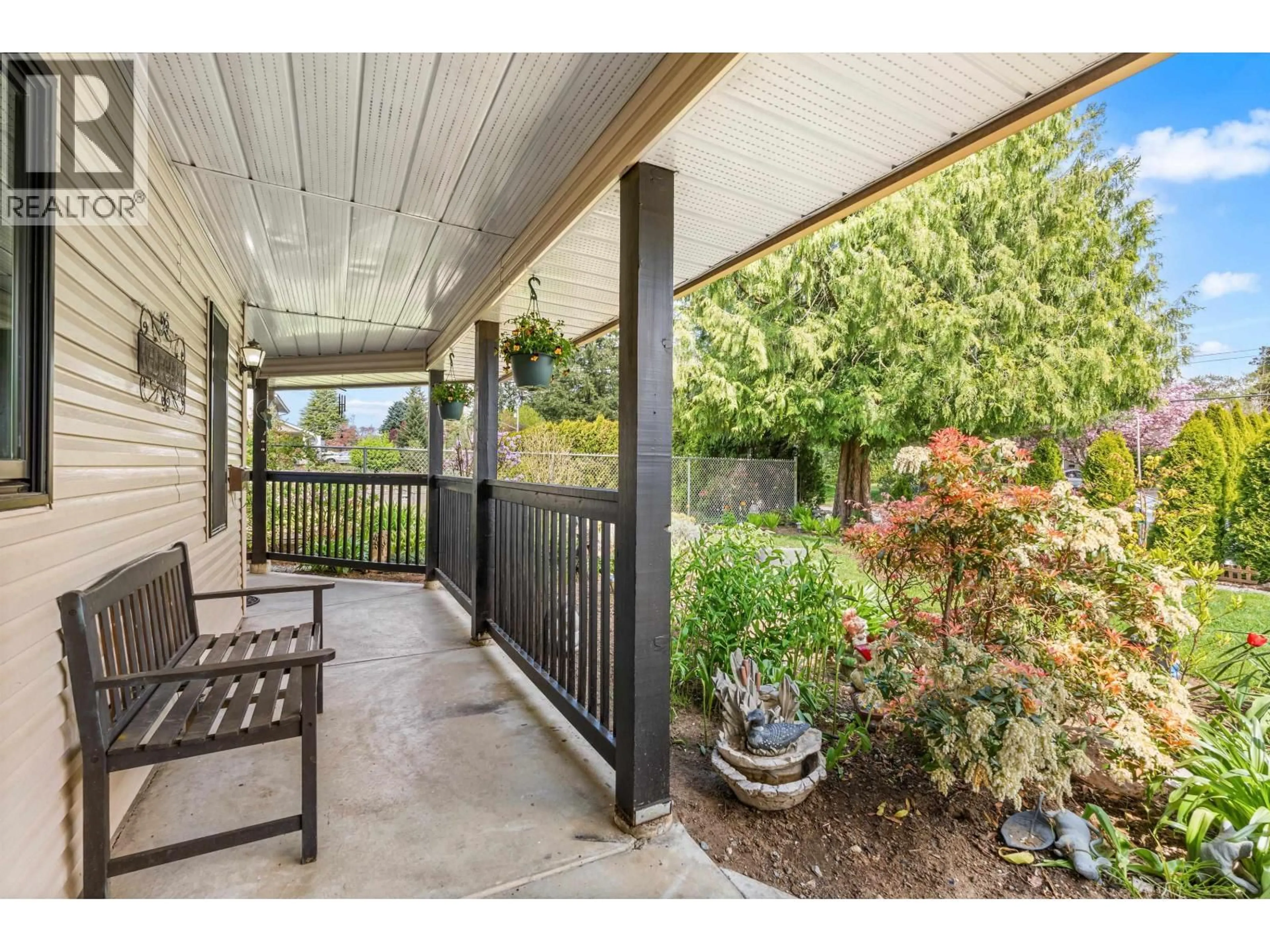 Patio, street for 12019 206 STREET, Maple Ridge British Columbia V2X1T8