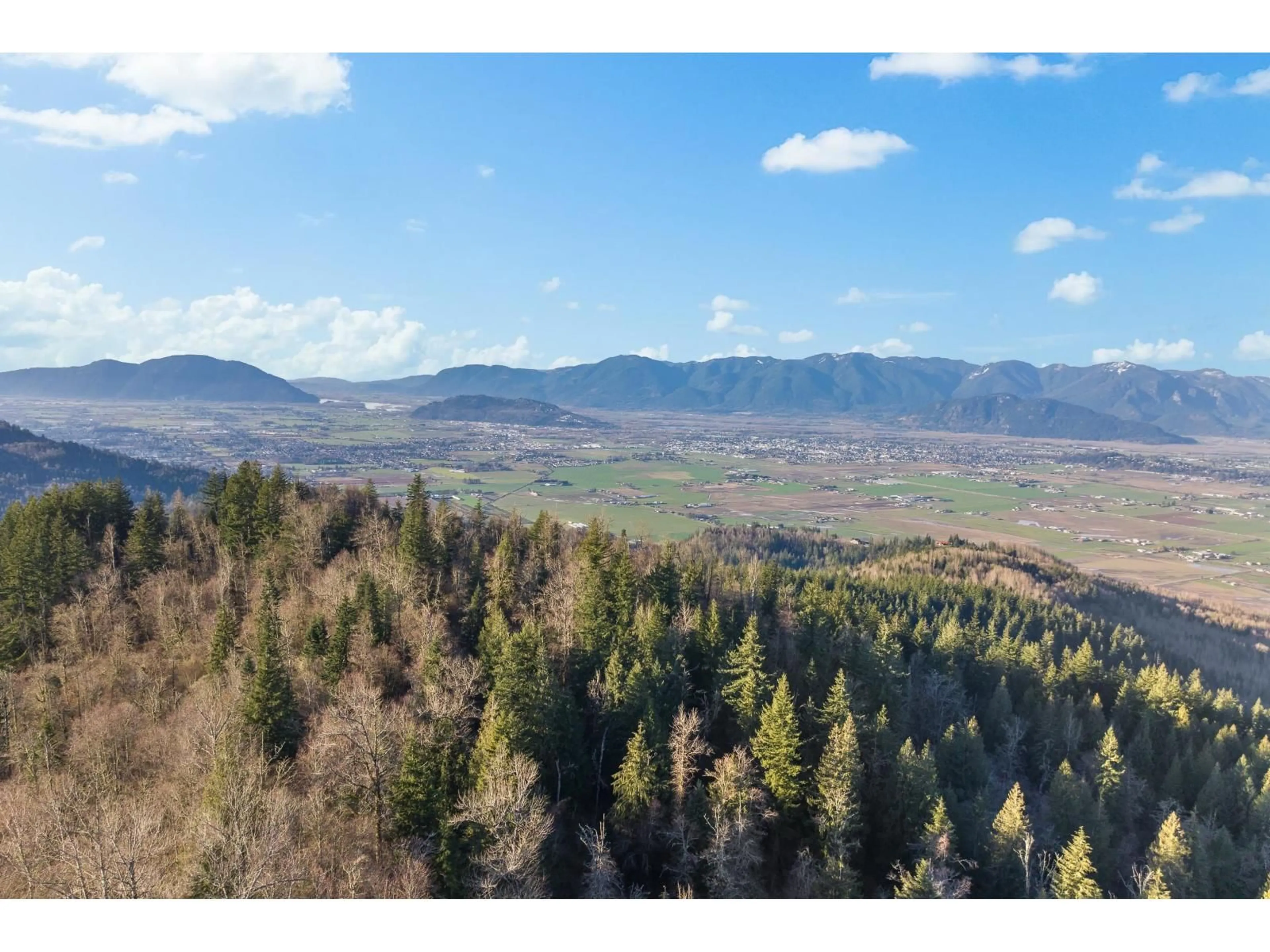 A pic from outside/outdoor area/front of a property/back of a property/a pic from drone, mountain view for 49780 LOOKOUT ROAD, Chilliwack British Columbia V4Z1A5