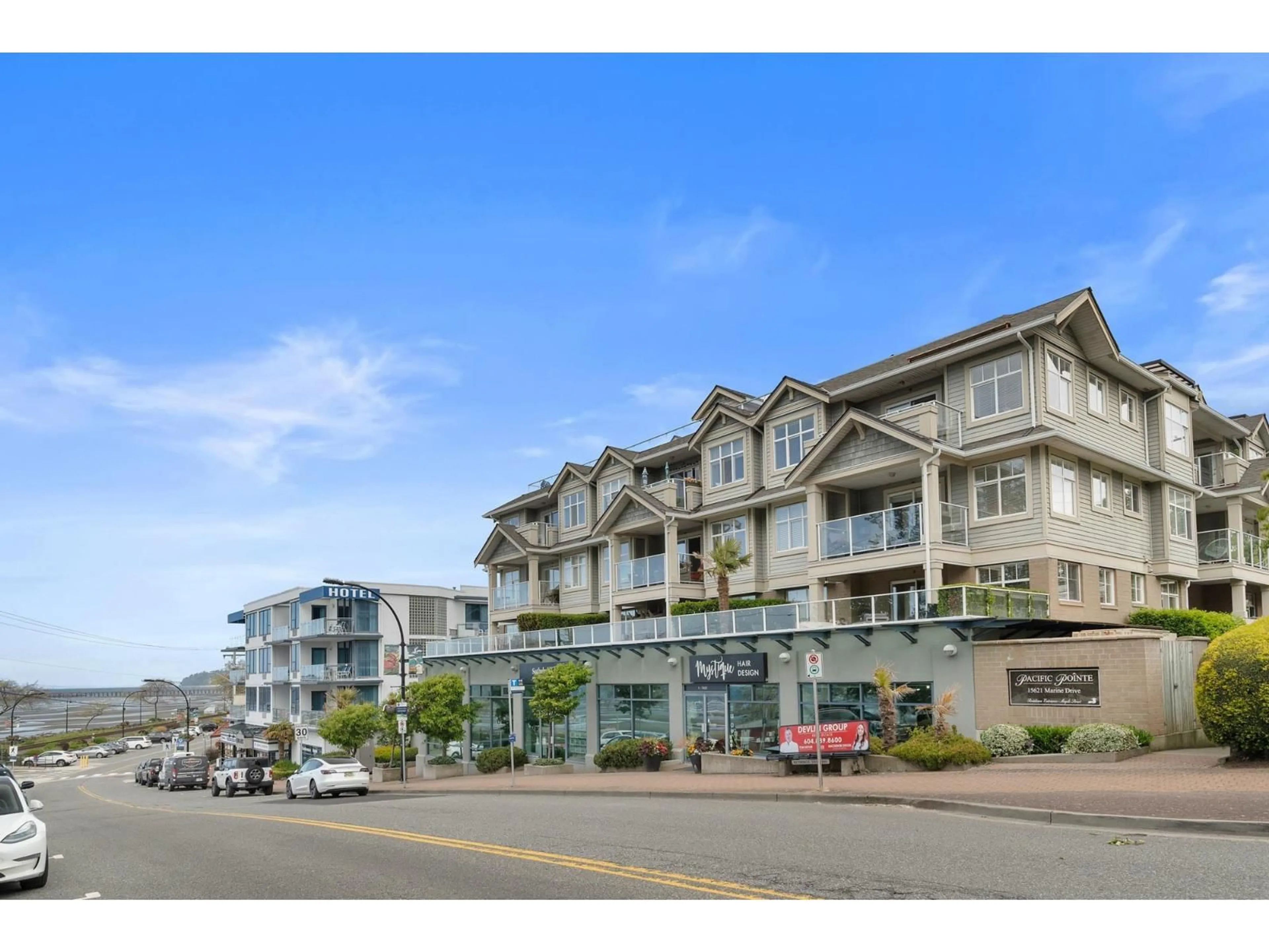 Blurry image for 105 - 15621 MARINE DRIVE, White Rock British Columbia V4B1E1
