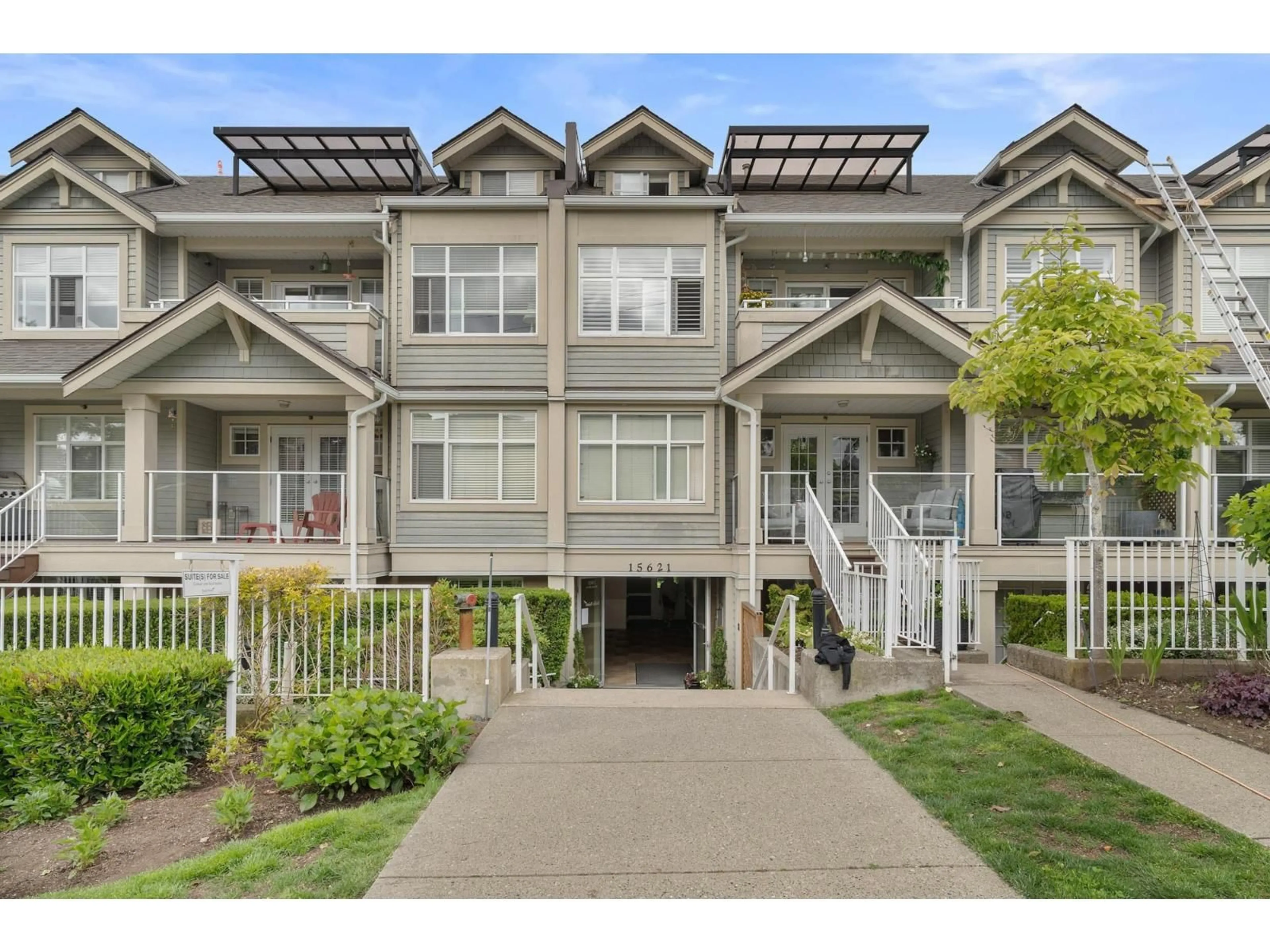 Unknown for 105 - 15621 MARINE DRIVE, White Rock British Columbia V4B1E1