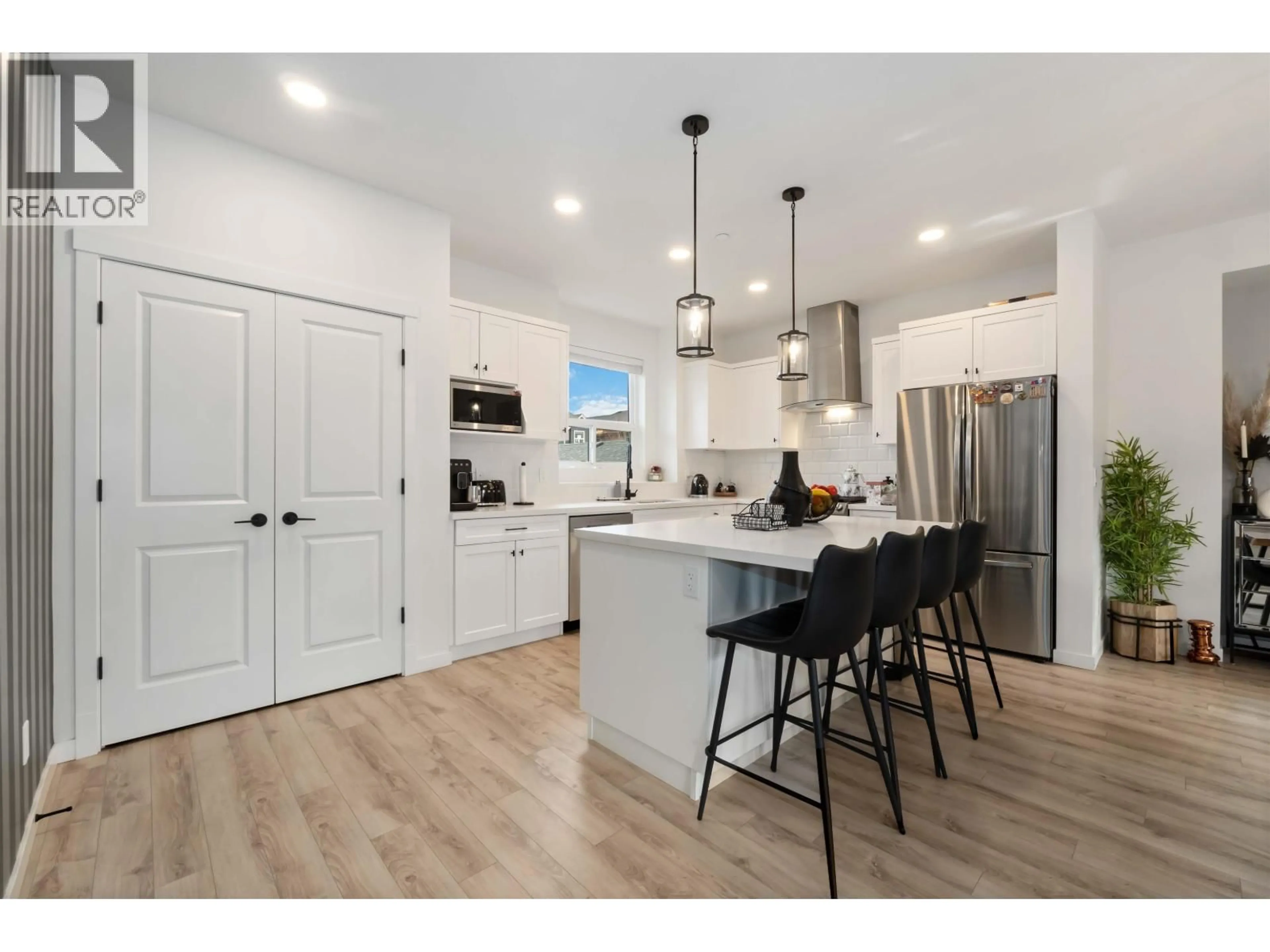 Open concept kitchen, unknown for 23863 119B AVENUE, Maple Ridge British Columbia V4R1W4