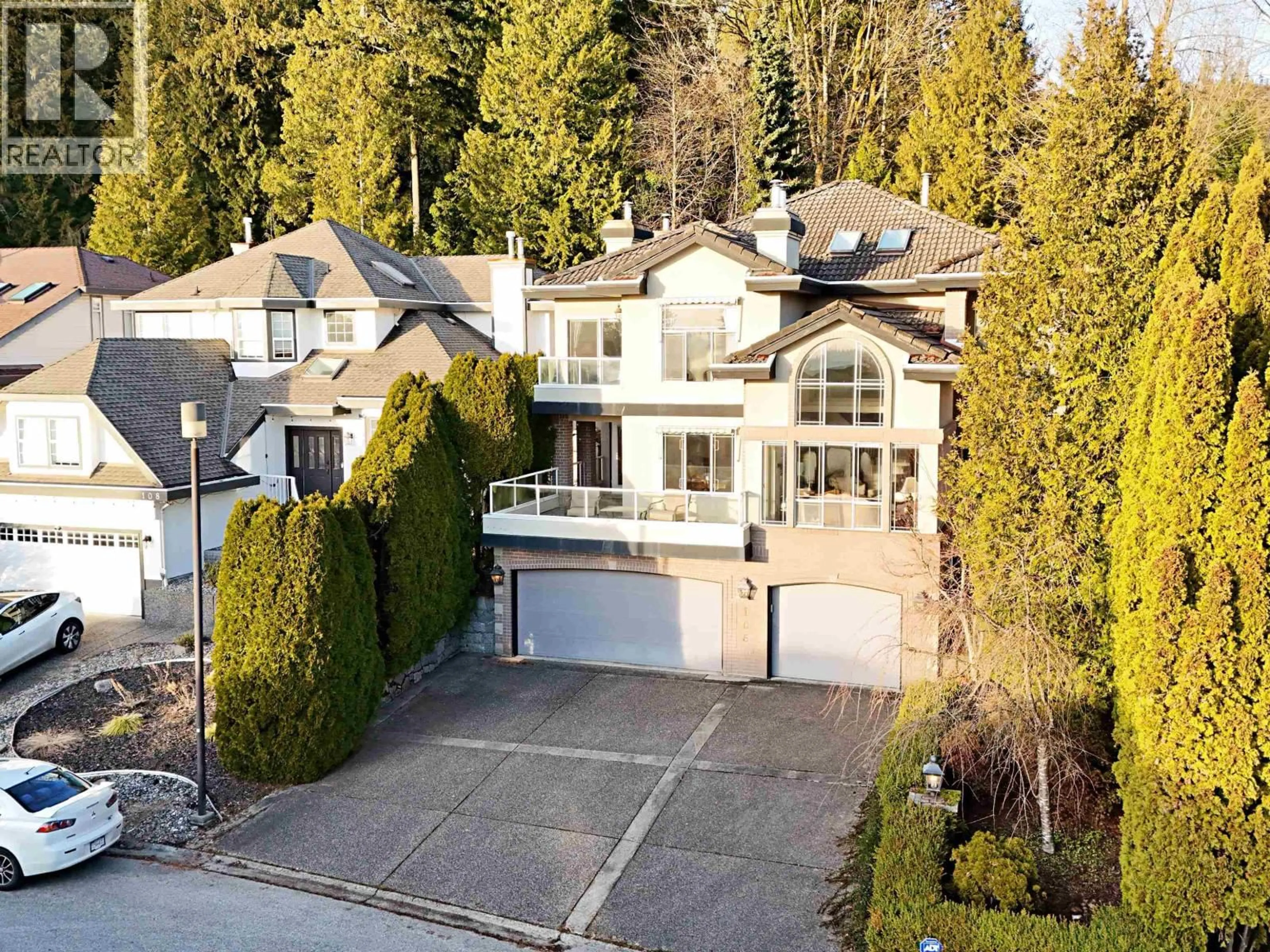 A pic from outside/outdoor area/front of a property/back of a property/a pic from drone, street for 106 TIMBERCREST PLACE, Port Moody British Columbia V3H4V5