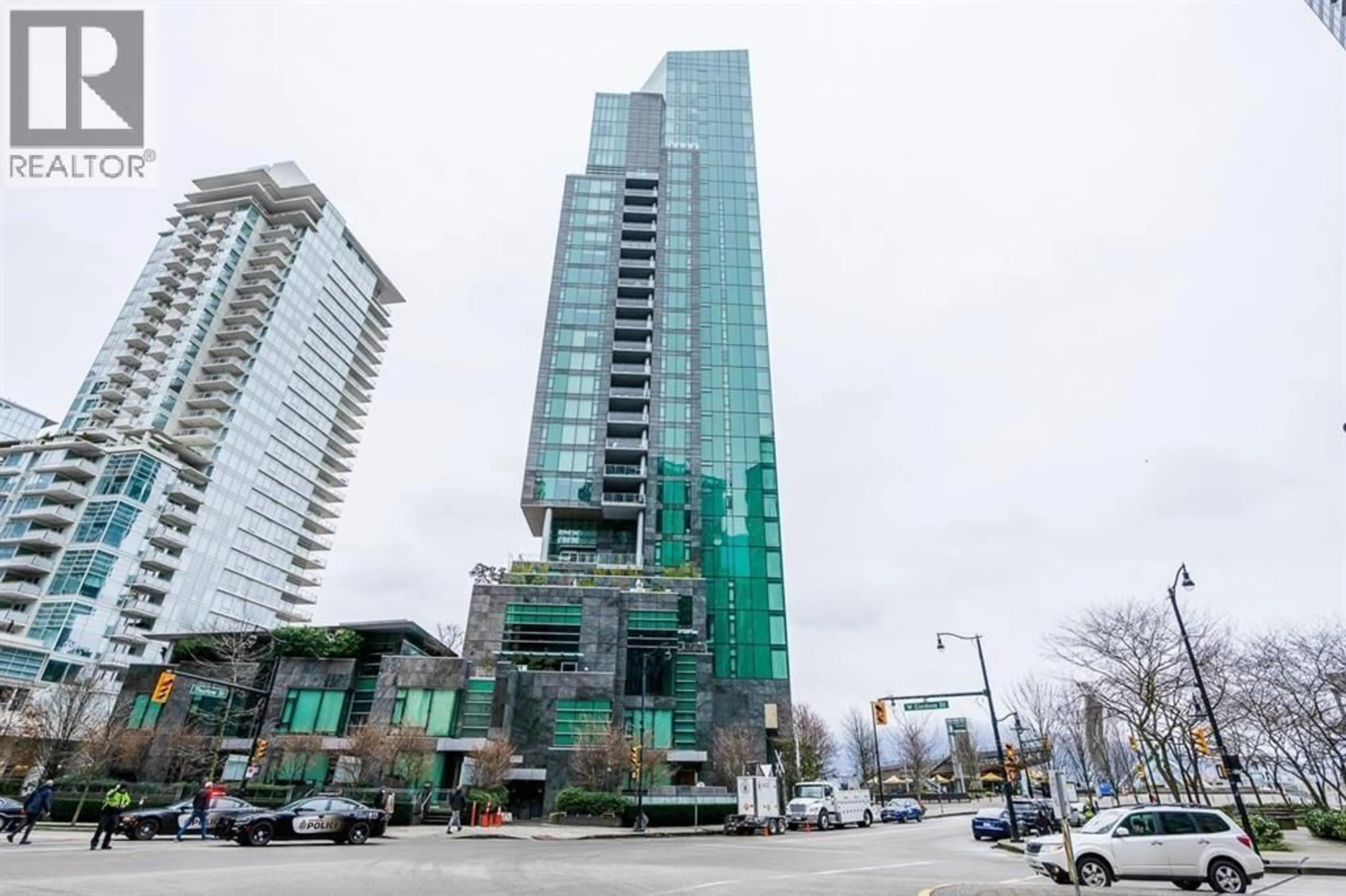 Unknown for 439 16TH STREET, North Vancouver British Columbia V7L2T4