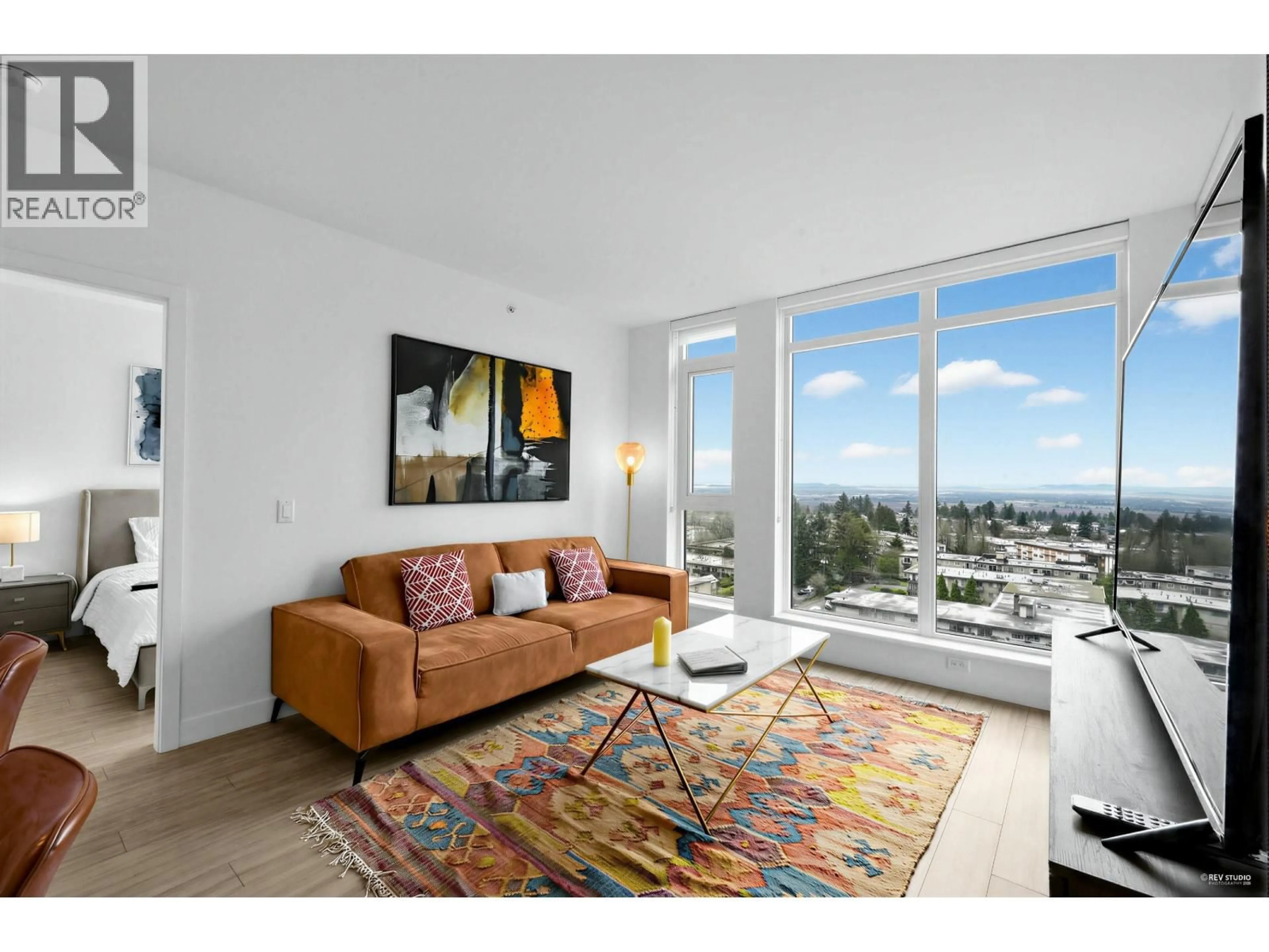 Living room with furniture, unknown for 1203 - 6398 SILVER AVENUE, Burnaby British Columbia V5H0K7