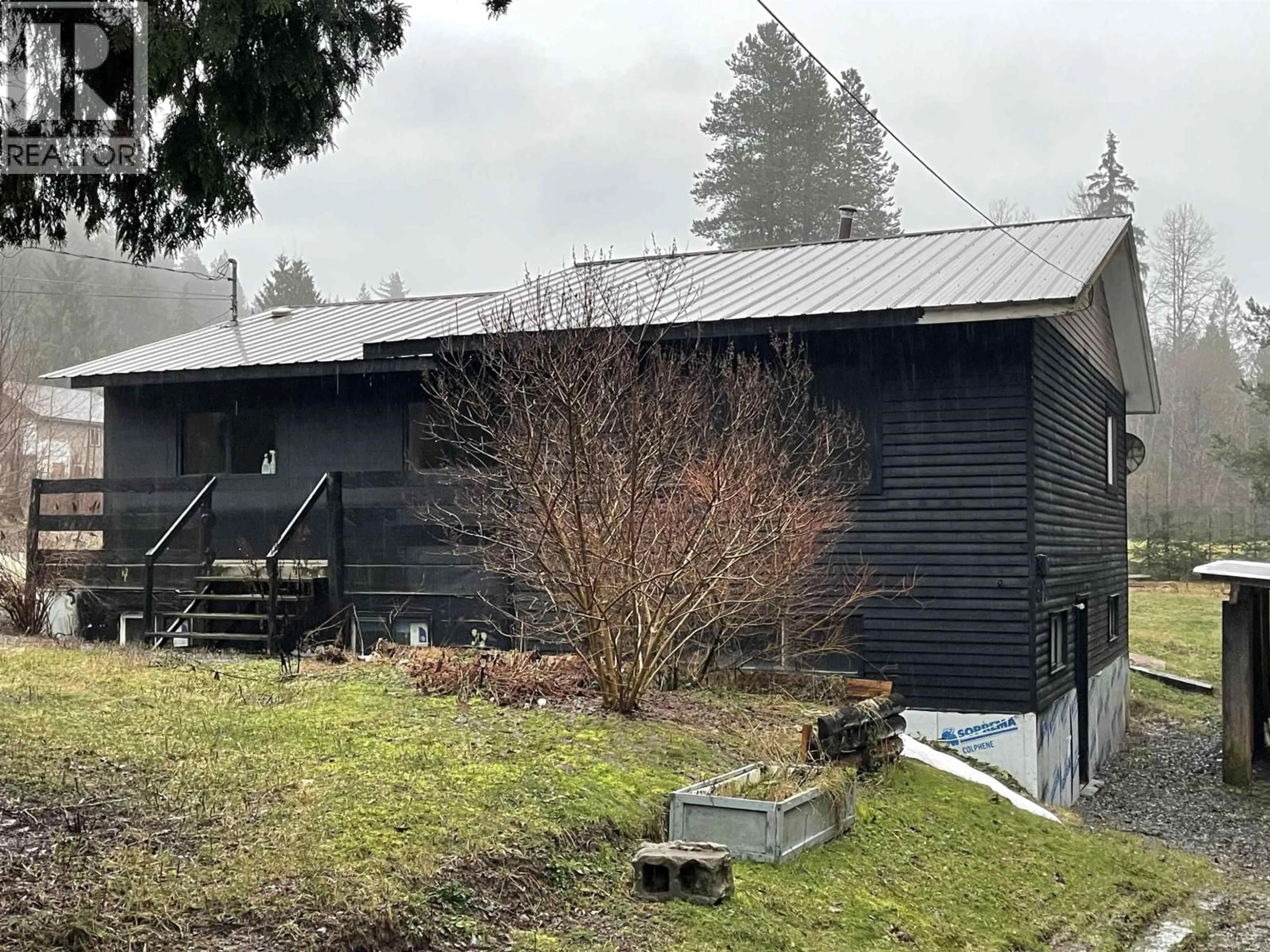 A pic from outside/outdoor area/front of a property/back of a property/a pic from drone, building for 4761 GLEN ROAD, Terrace British Columbia V8G0B3