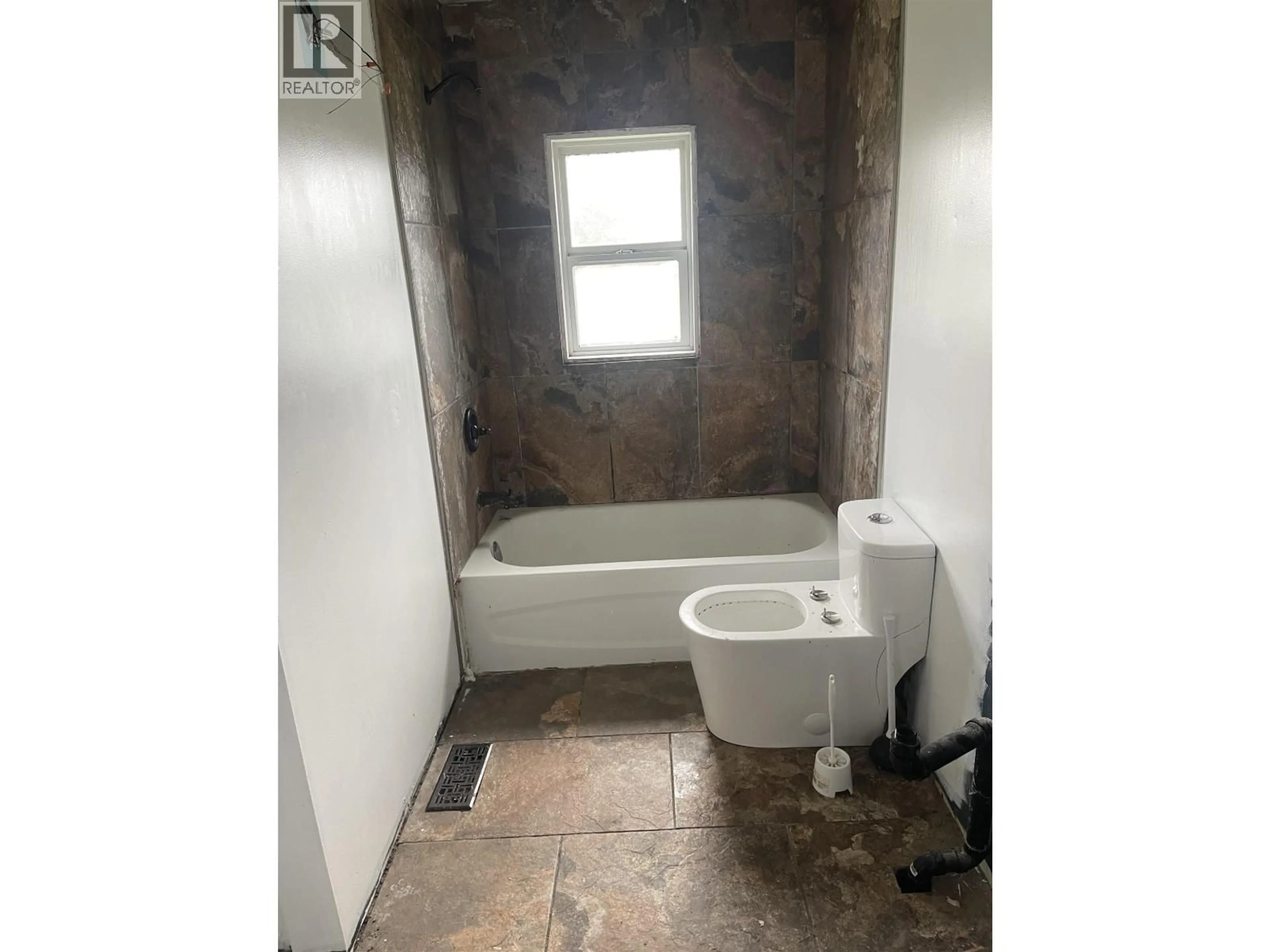 A pic of a room for 4761 GLEN ROAD, Terrace British Columbia V8G0B3