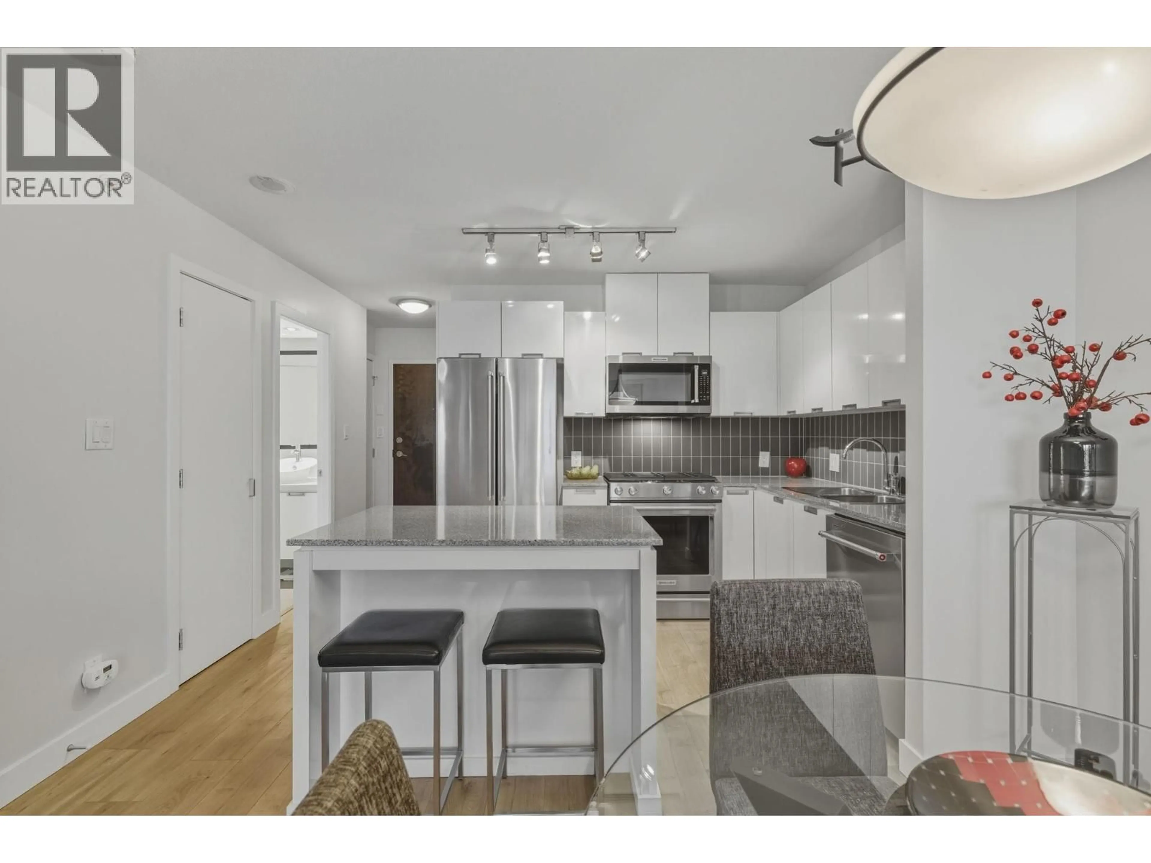 Open concept kitchen, unknown for 1102 - 151 2ND STREET, North Vancouver British Columbia V7M3P1