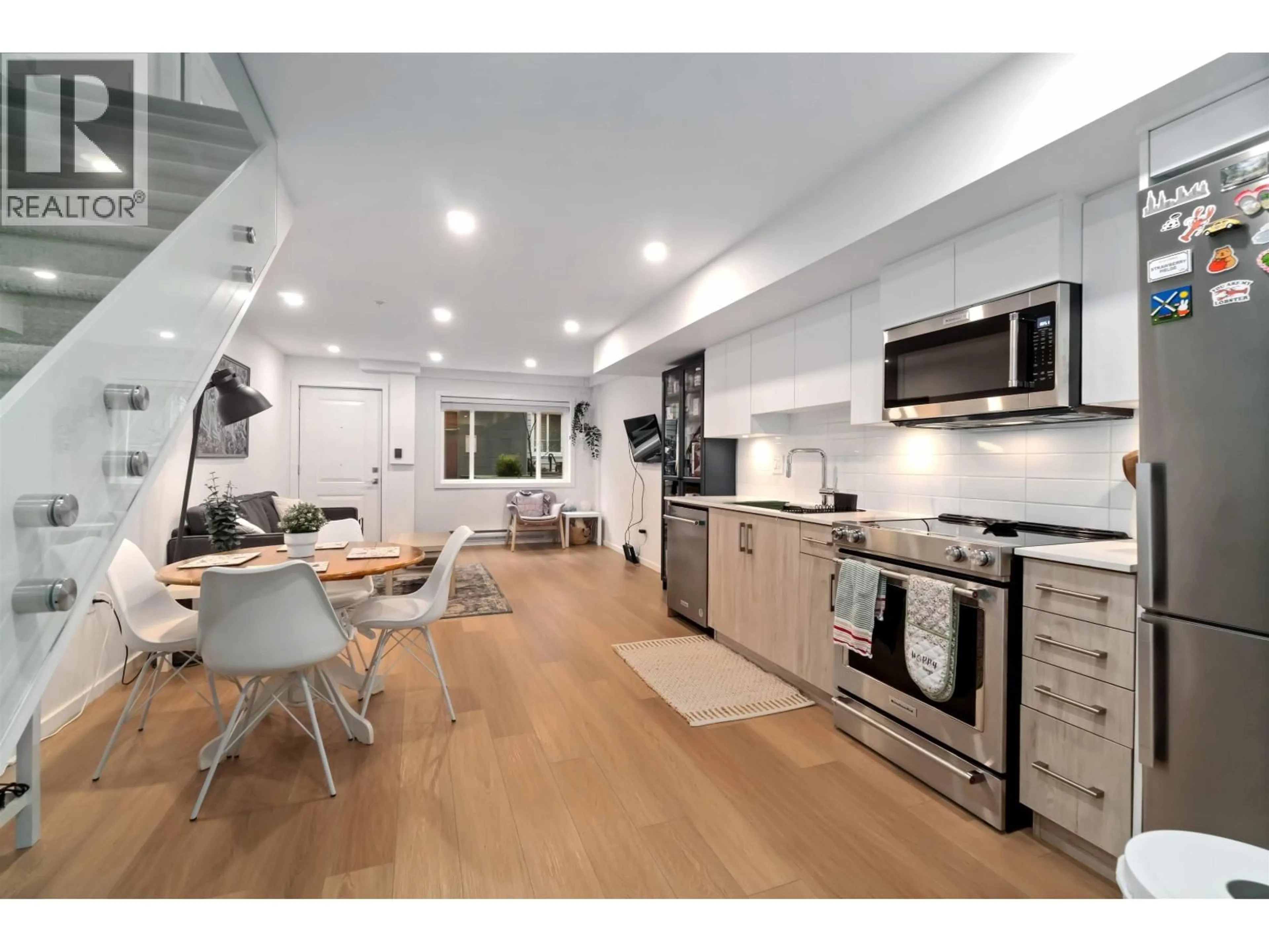 Open concept kitchen, unknown for 3623 RAE AVENUE, Vancouver British Columbia V5R2P6