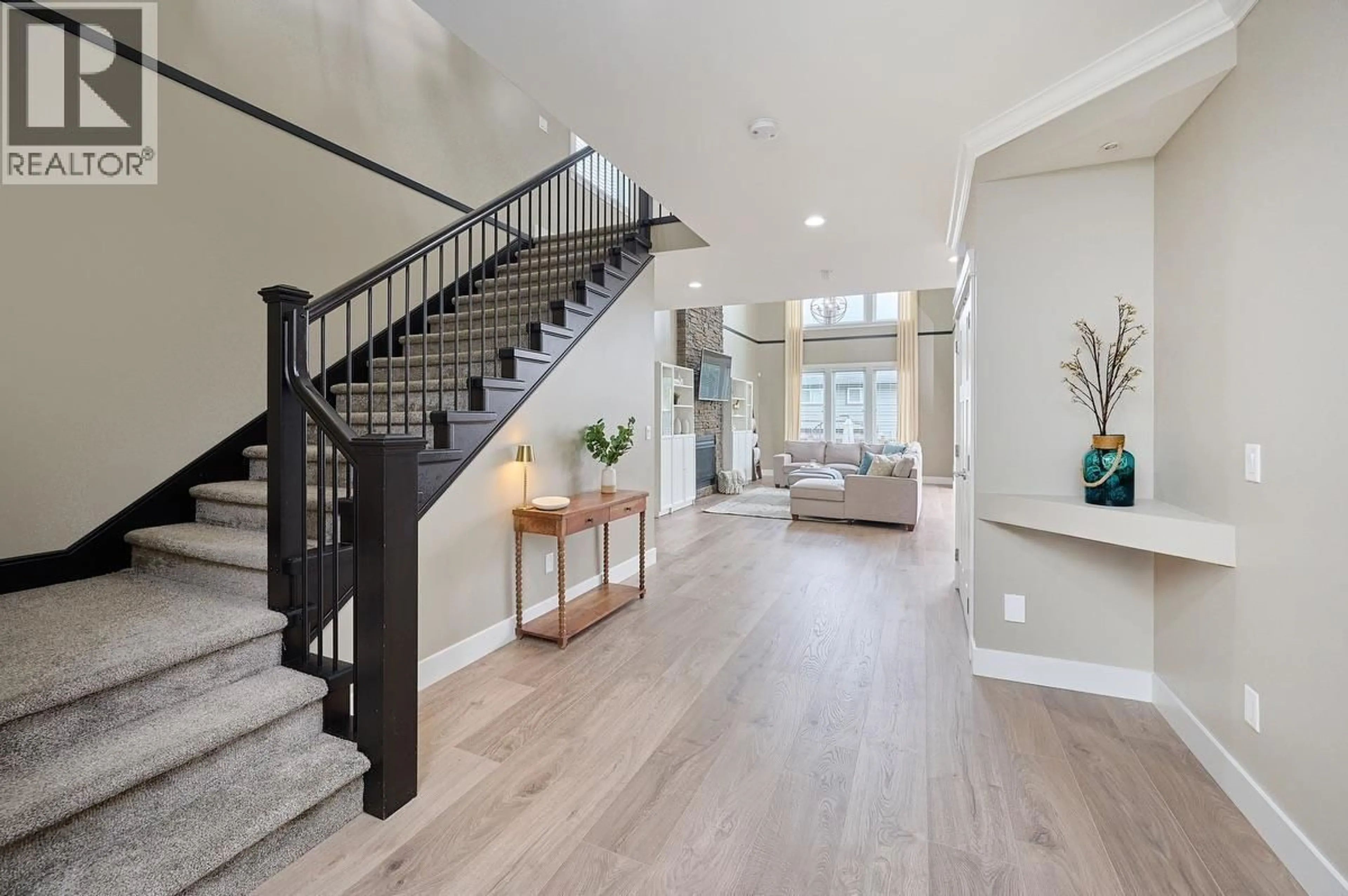 Indoor entryway for 11939 BONSON ROAD, Pitt Meadows British Columbia V3Y1K5