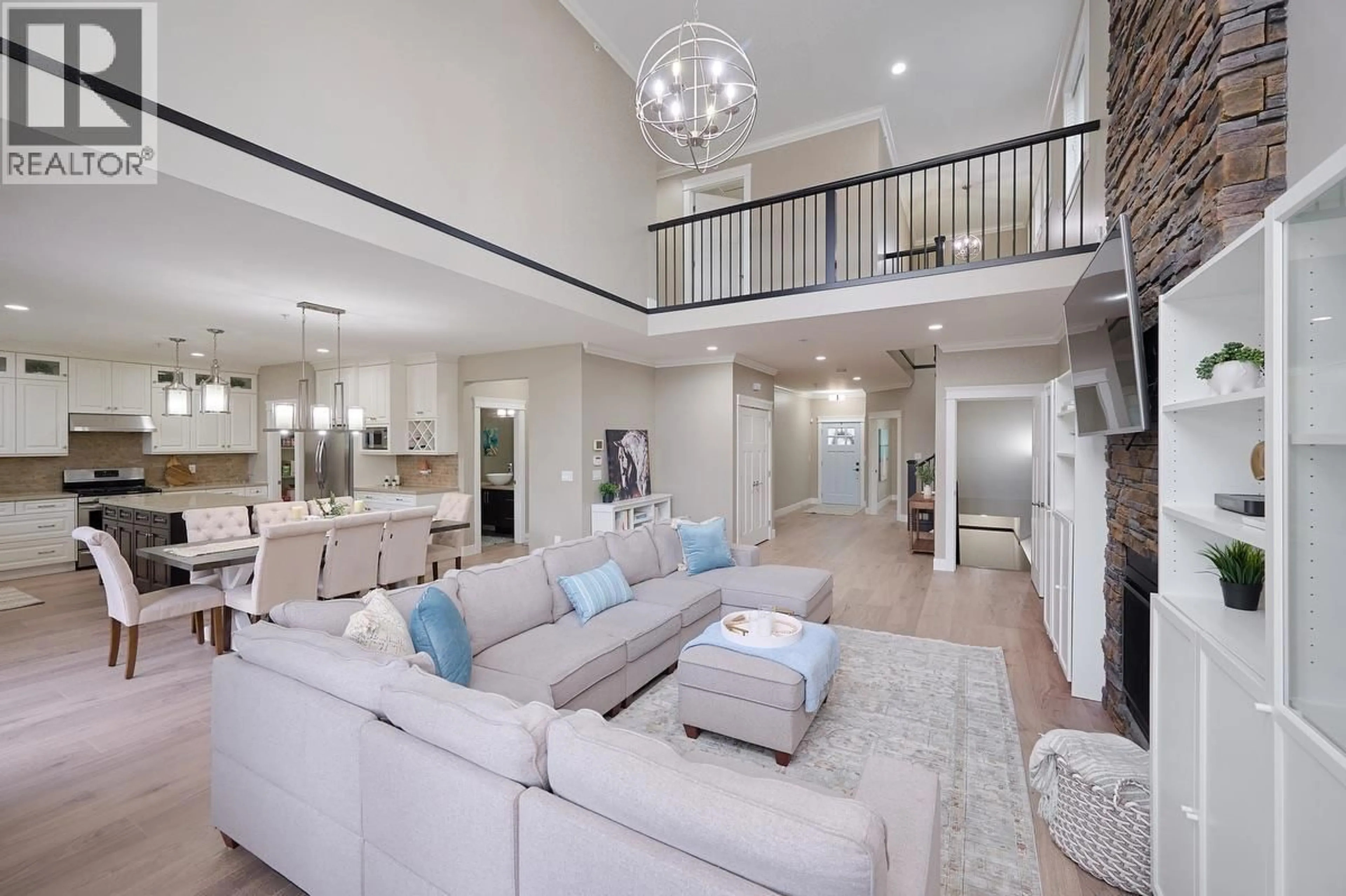 Living room with furniture, unknown for 11939 BONSON ROAD, Pitt Meadows British Columbia V3Y1K5