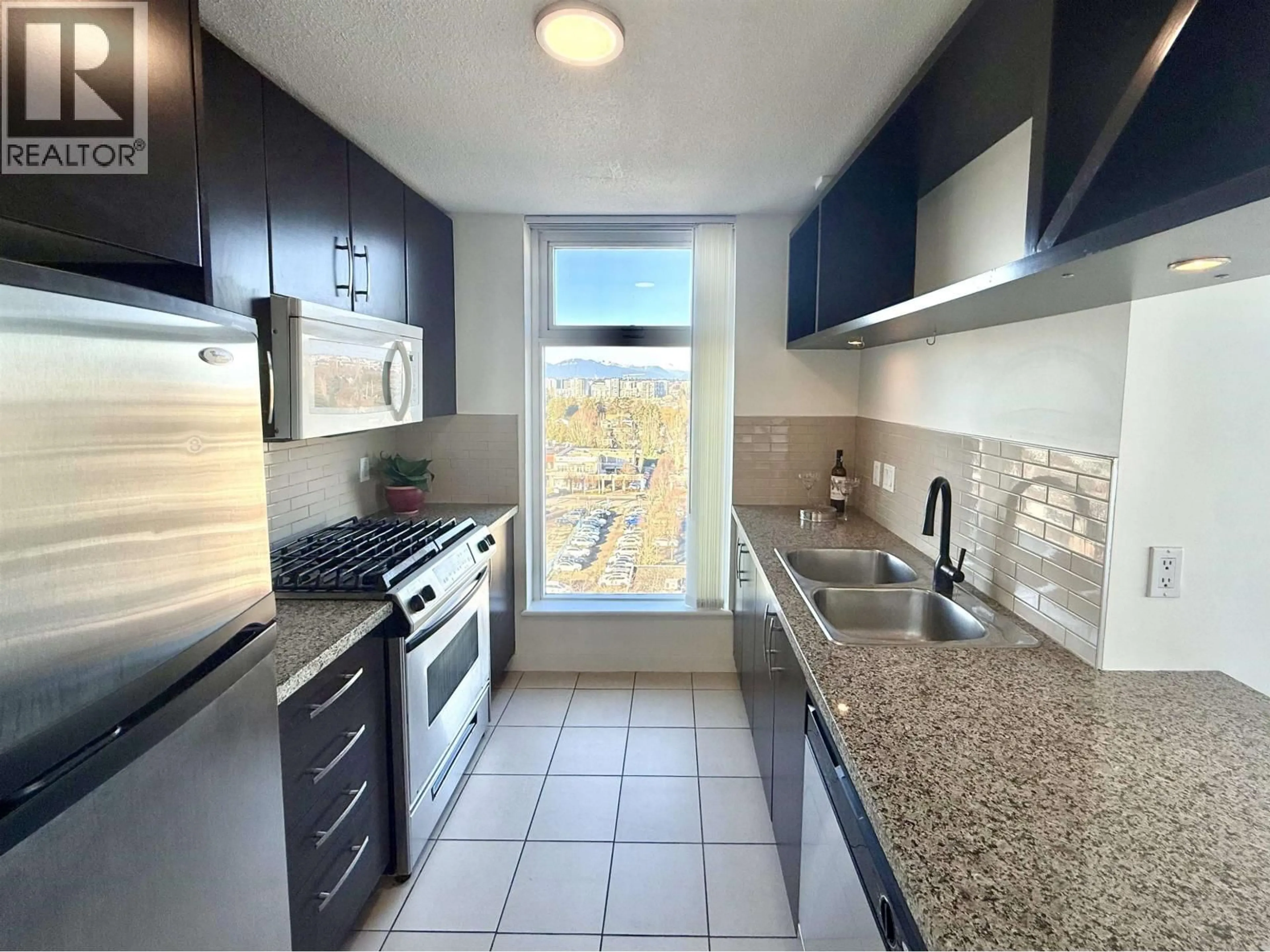 Standard kitchen, ceramic/tile floor for 1503 - 5028 KWANTLEN STREET, Richmond British Columbia V6X4K2
