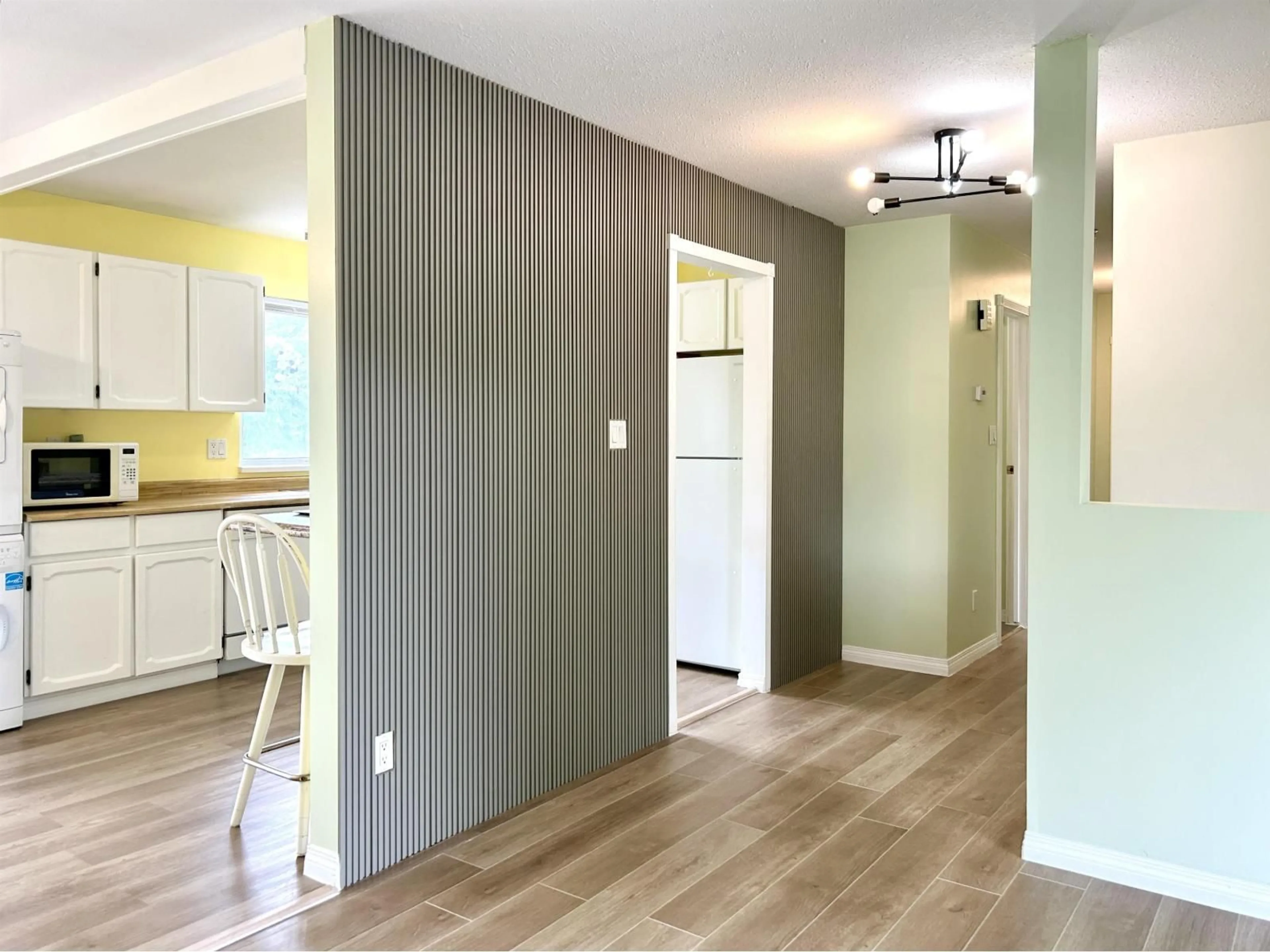 Indoor entryway for 21218 93 AVENUE, Langley British Columbia V1M1K3