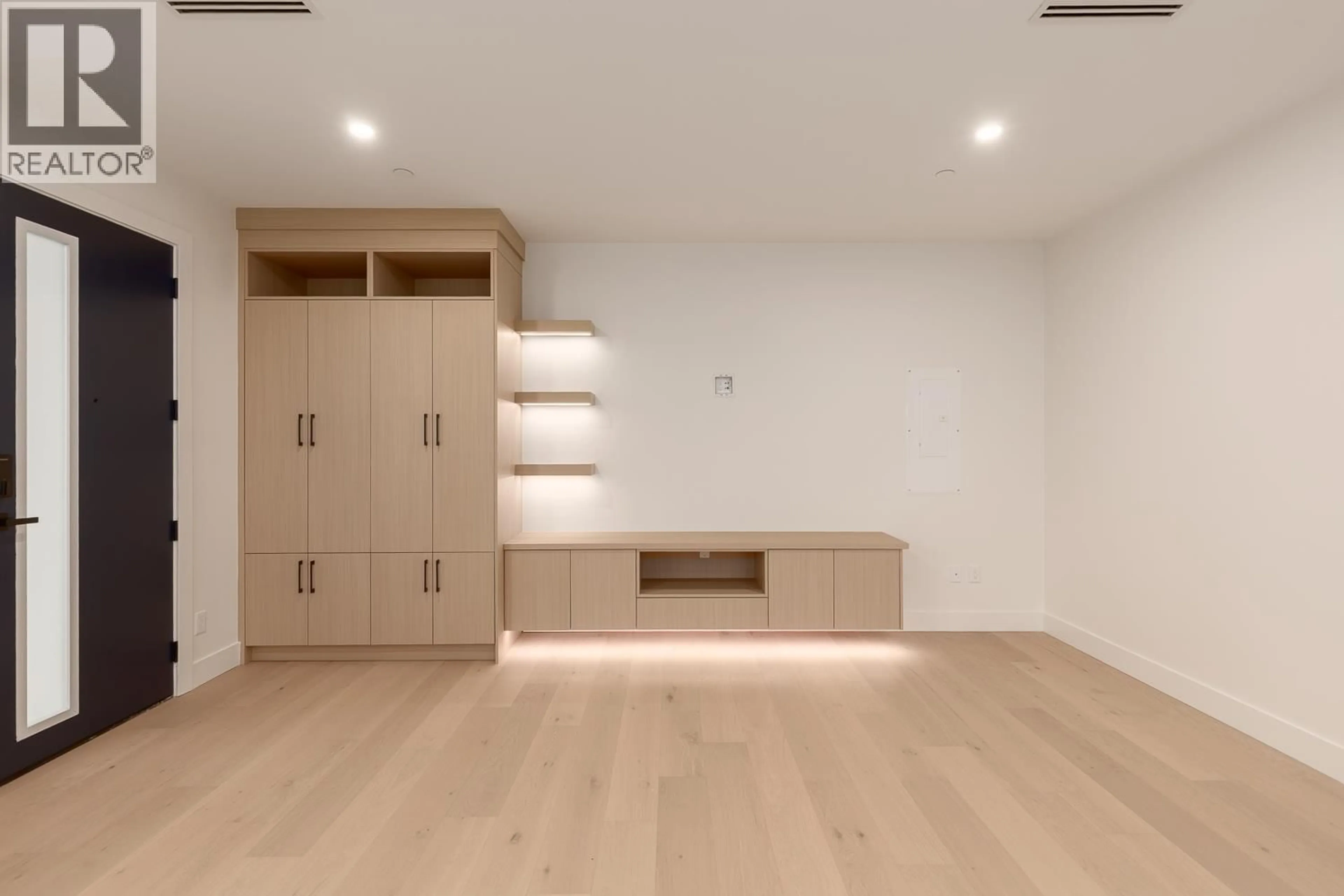 A pic of a room for 1 - 3506 PENDER STREET, Vancouver British Columbia V5K2E3