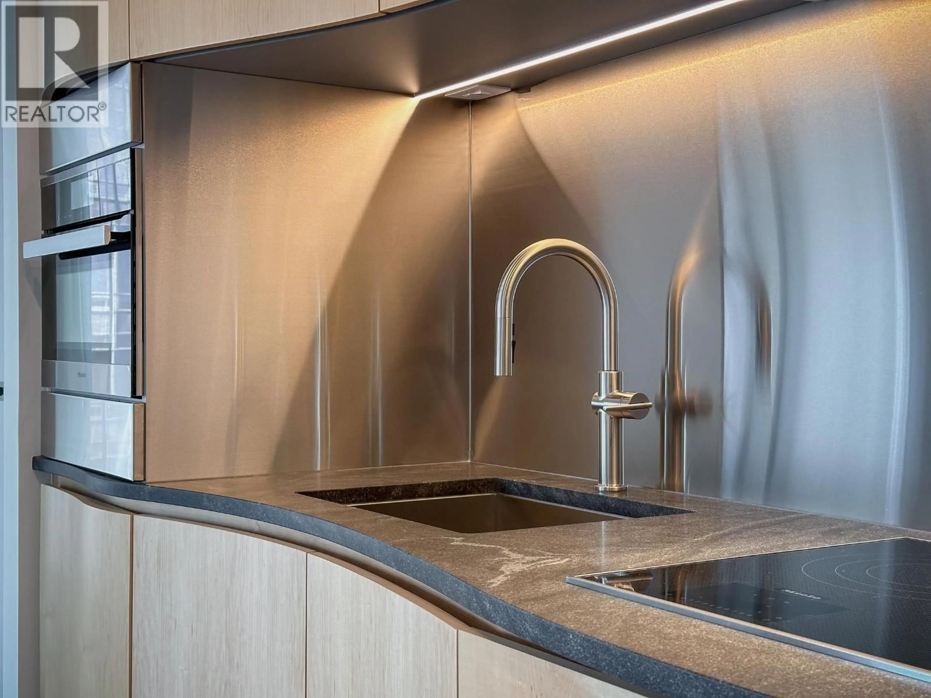 Contemporary kitchen, unknown for 1203 - 1568 ALBERNI STREET, Vancouver British Columbia V6G0E3