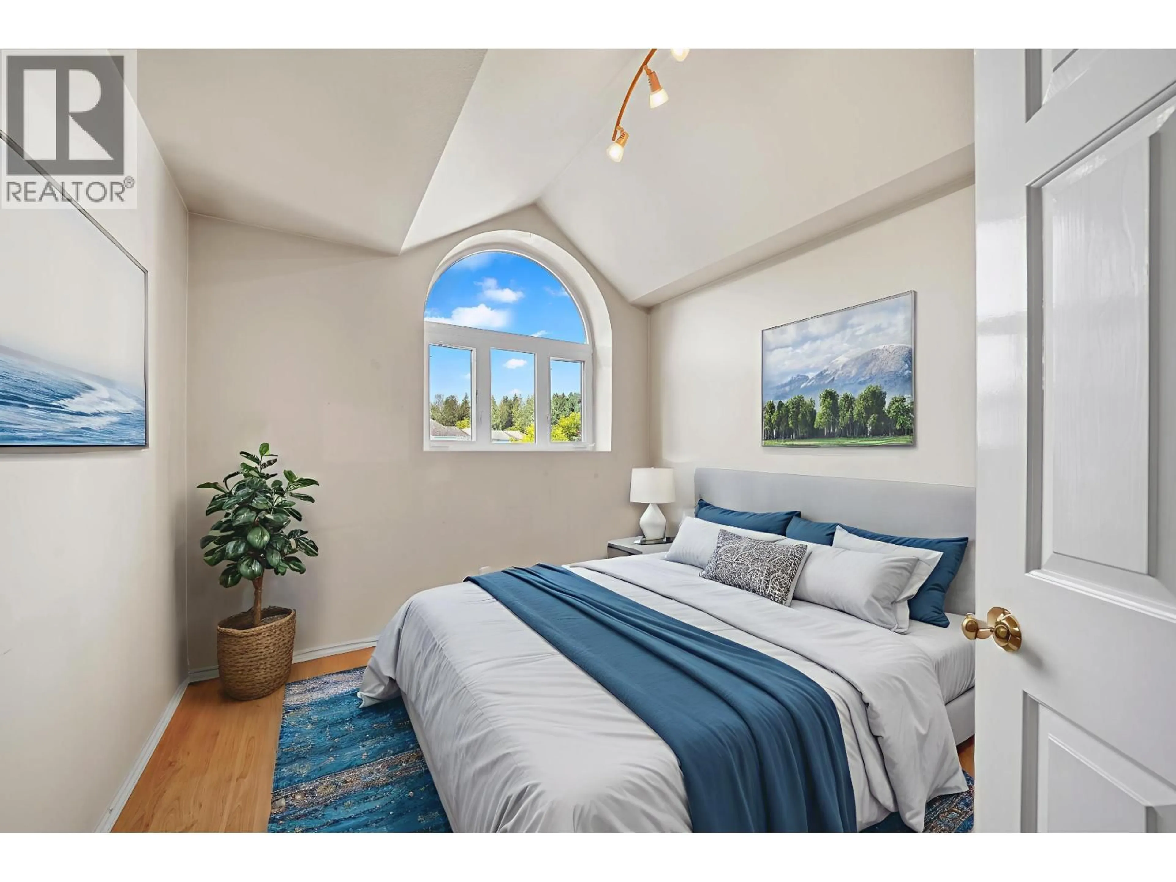 Bedroom with bed, unknown for 3731 BRACEWELL COURT, Port Coquitlam British Columbia V3B7B6