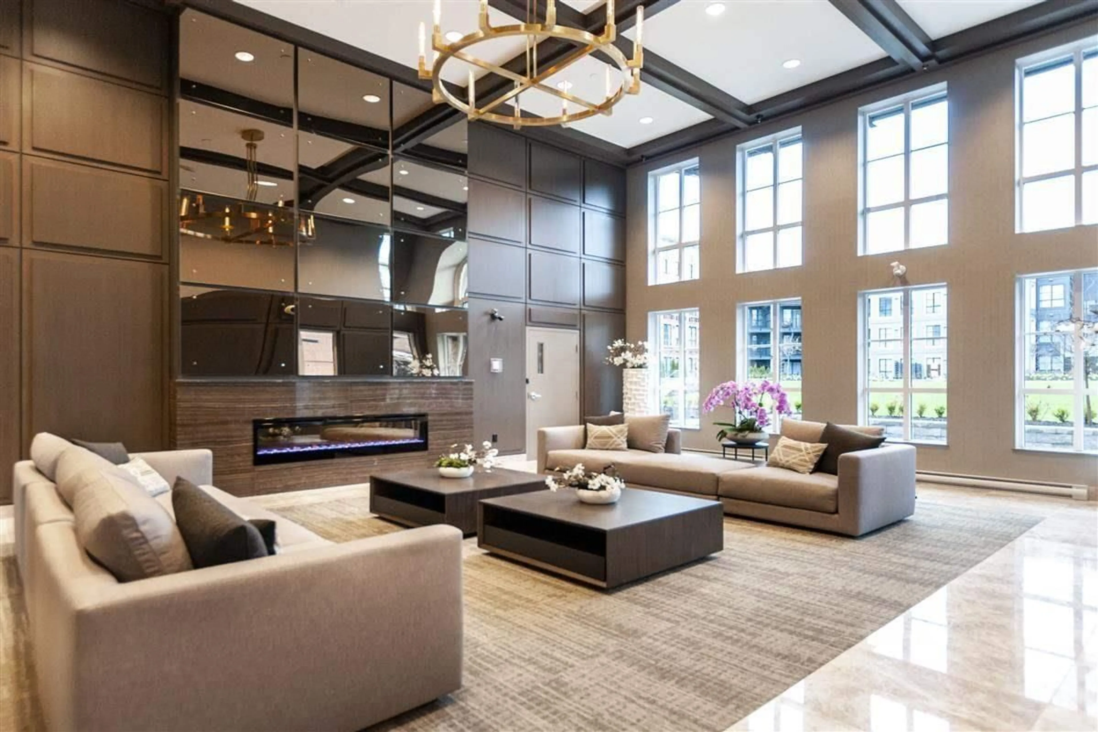 Living room with furniture, unknown for 418 - 15138 34 AVENUE, Surrey British Columbia V3S0L3