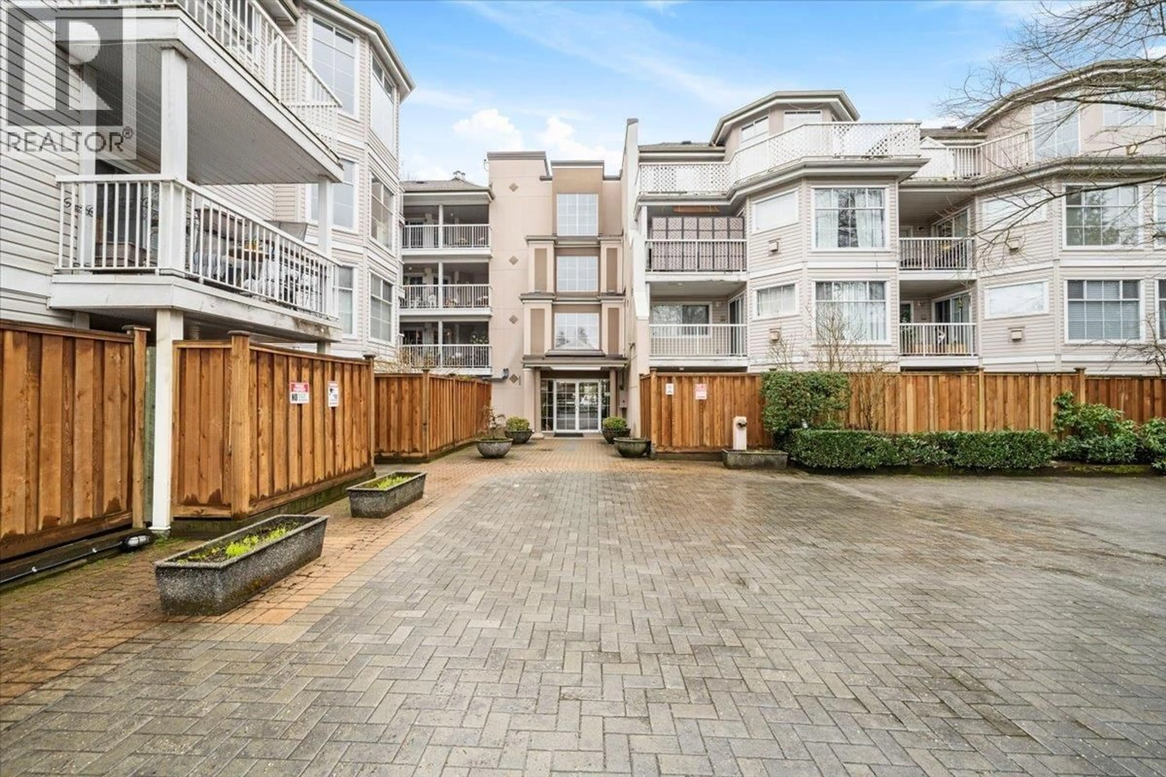 A pic from outside/outdoor area/front of a property/back of a property/a pic from drone, street for 215 - 2678 DIXON STREET, Port Coquitlam British Columbia V3C6L7