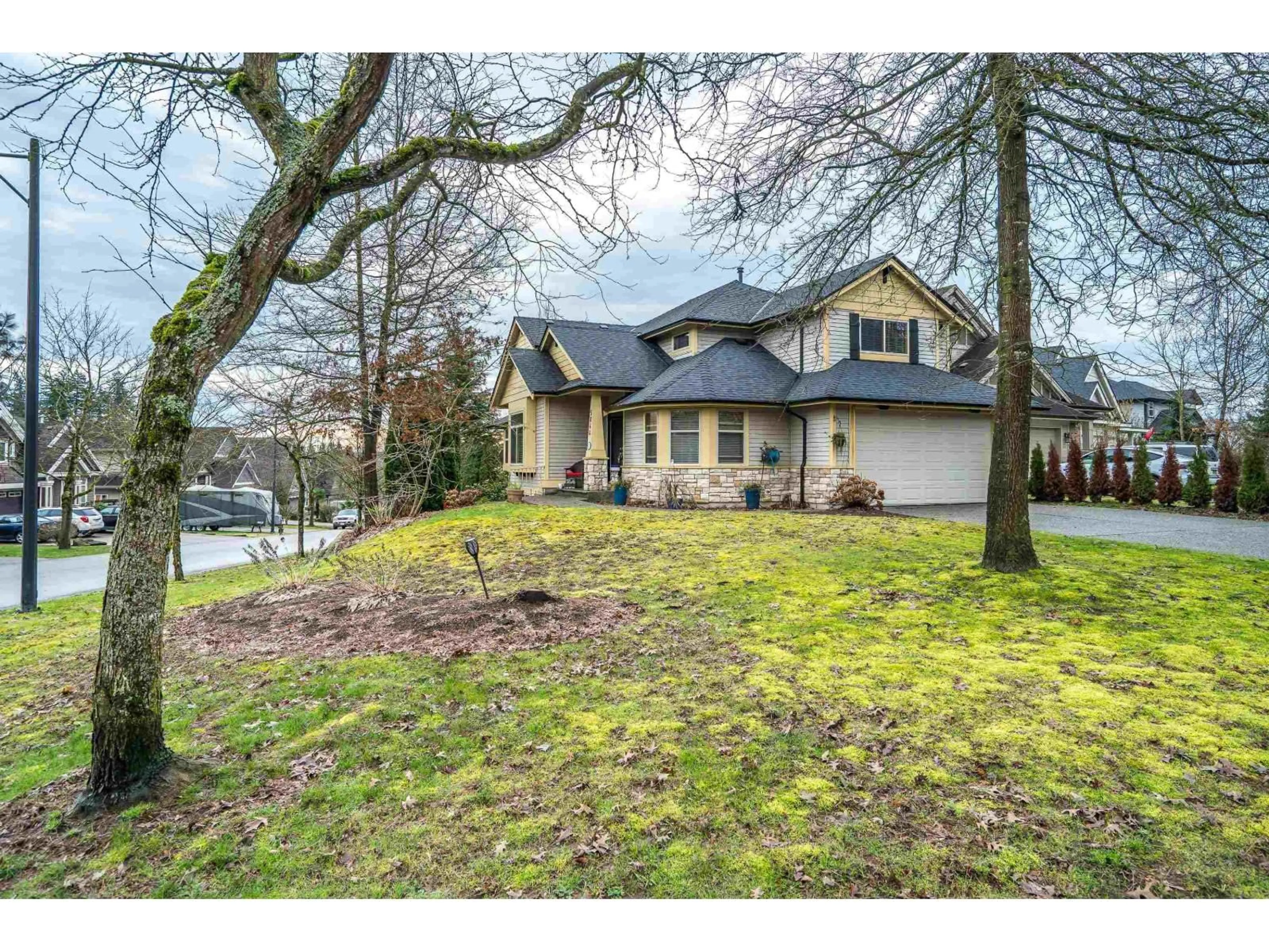 Unknown for 5846 167 STREET, Surrey British Columbia V3S9T4