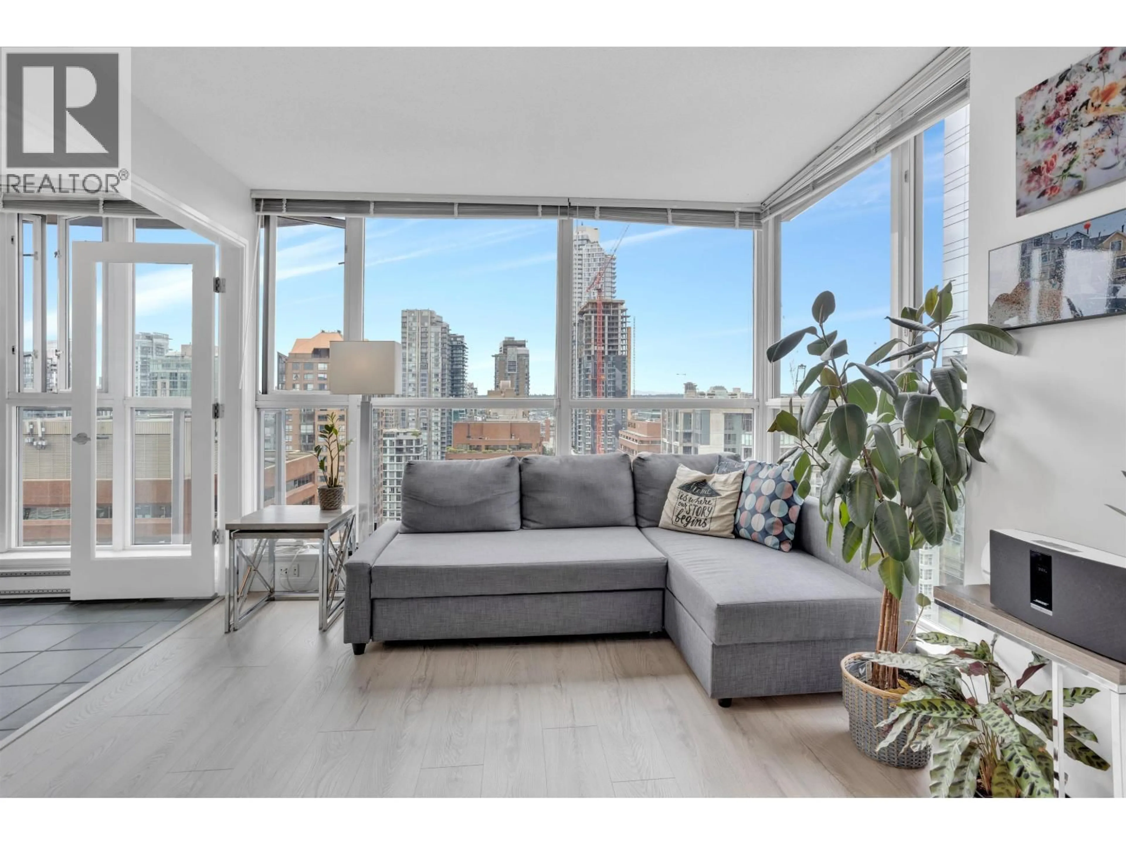 Living room with furniture, wood/laminate floor for 2507 - 1068 HORNBY STREET, Vancouver British Columbia V6Z2Y7