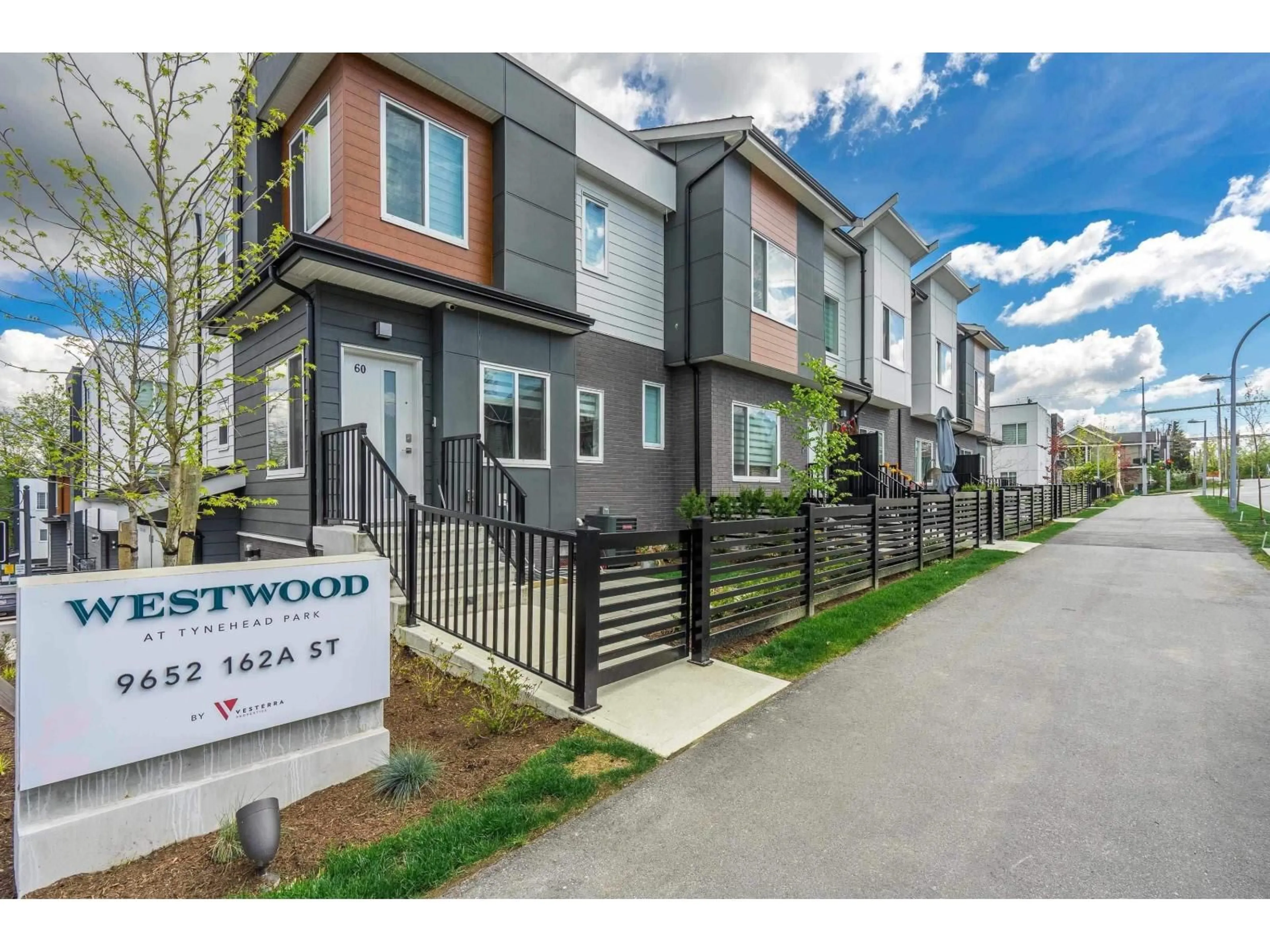 Unknown for 37 - 9652 162A STREET, Surrey British Columbia V4N2E4