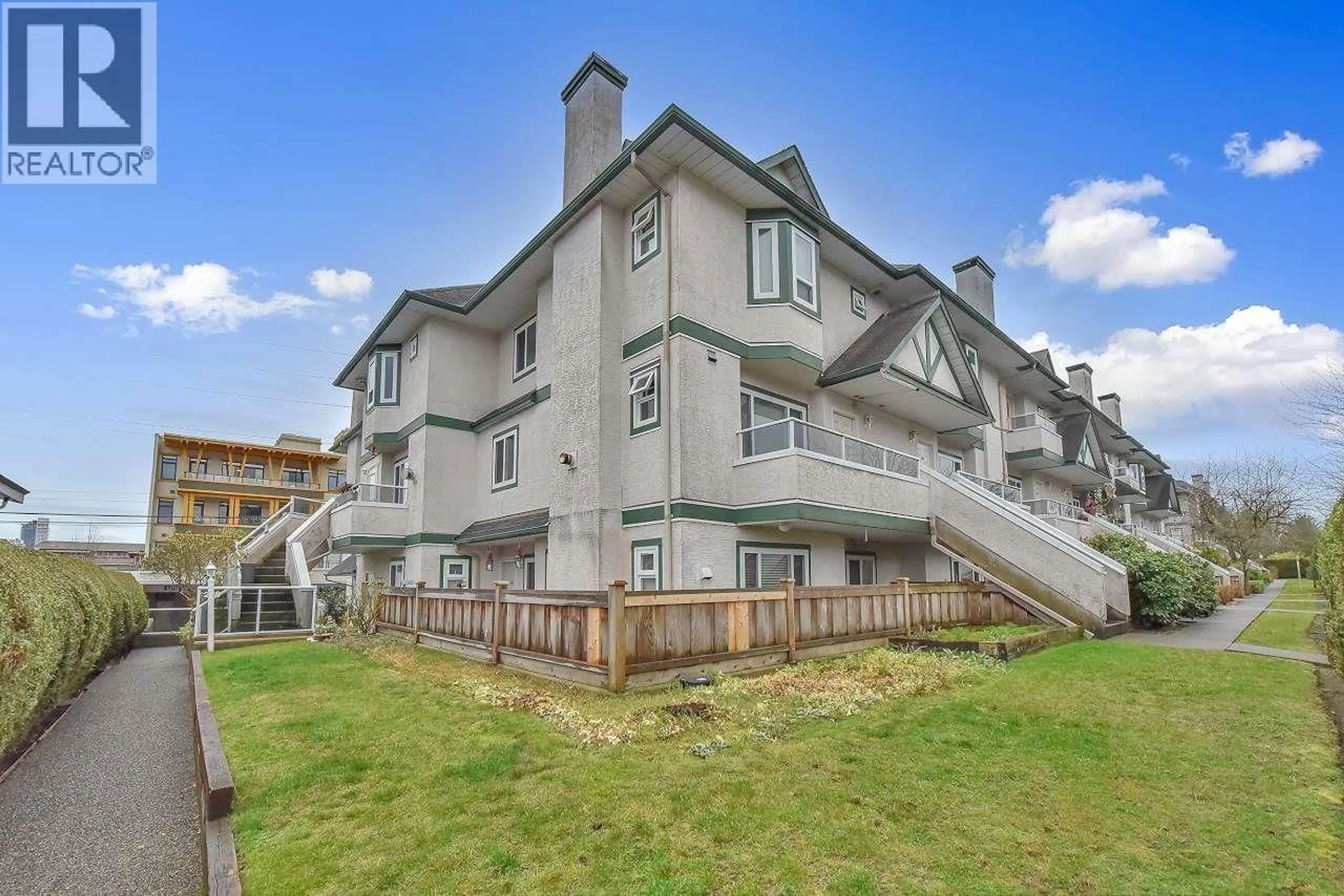 Patio, mountain view for 209 - 3978 ALBERT STREET, Burnaby British Columbia V5C2E1