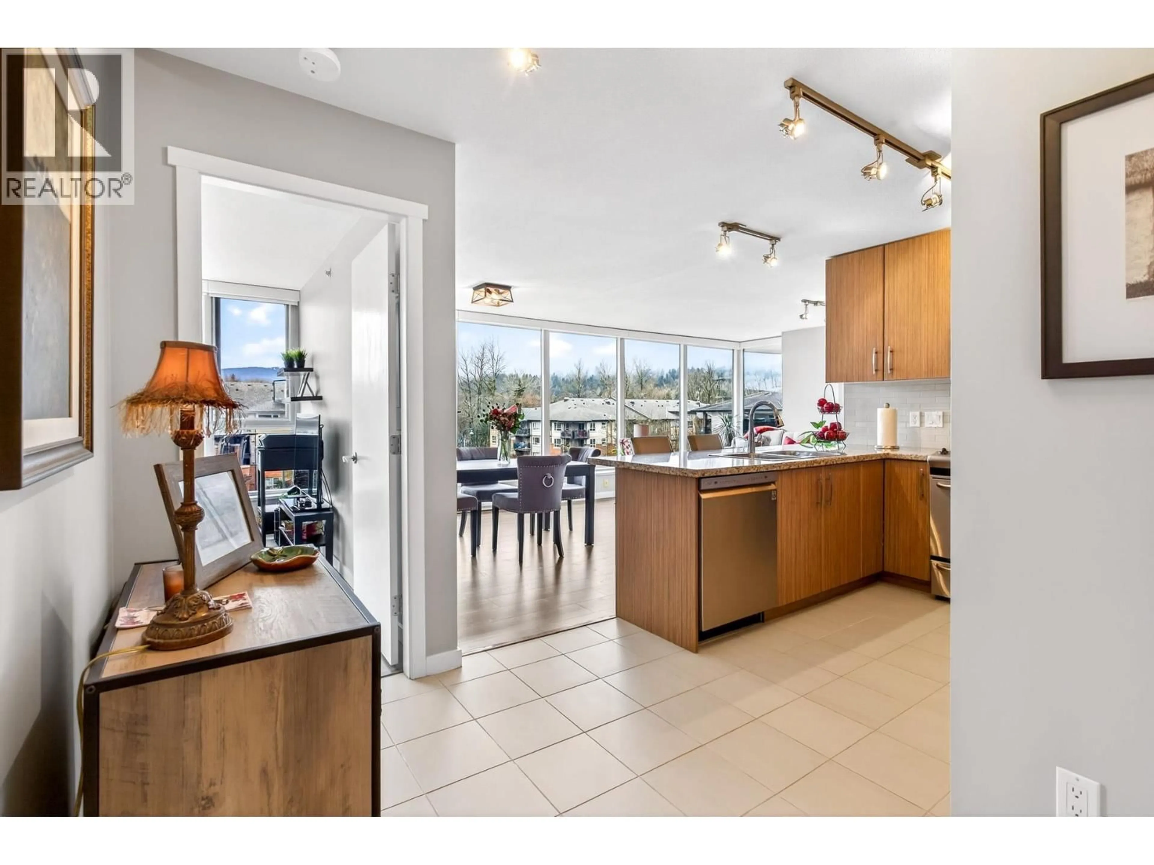 Open concept kitchen, ceramic/tile floor for 506 - 651 NOOTKA WAY, Port Moody British Columbia V3H0A1