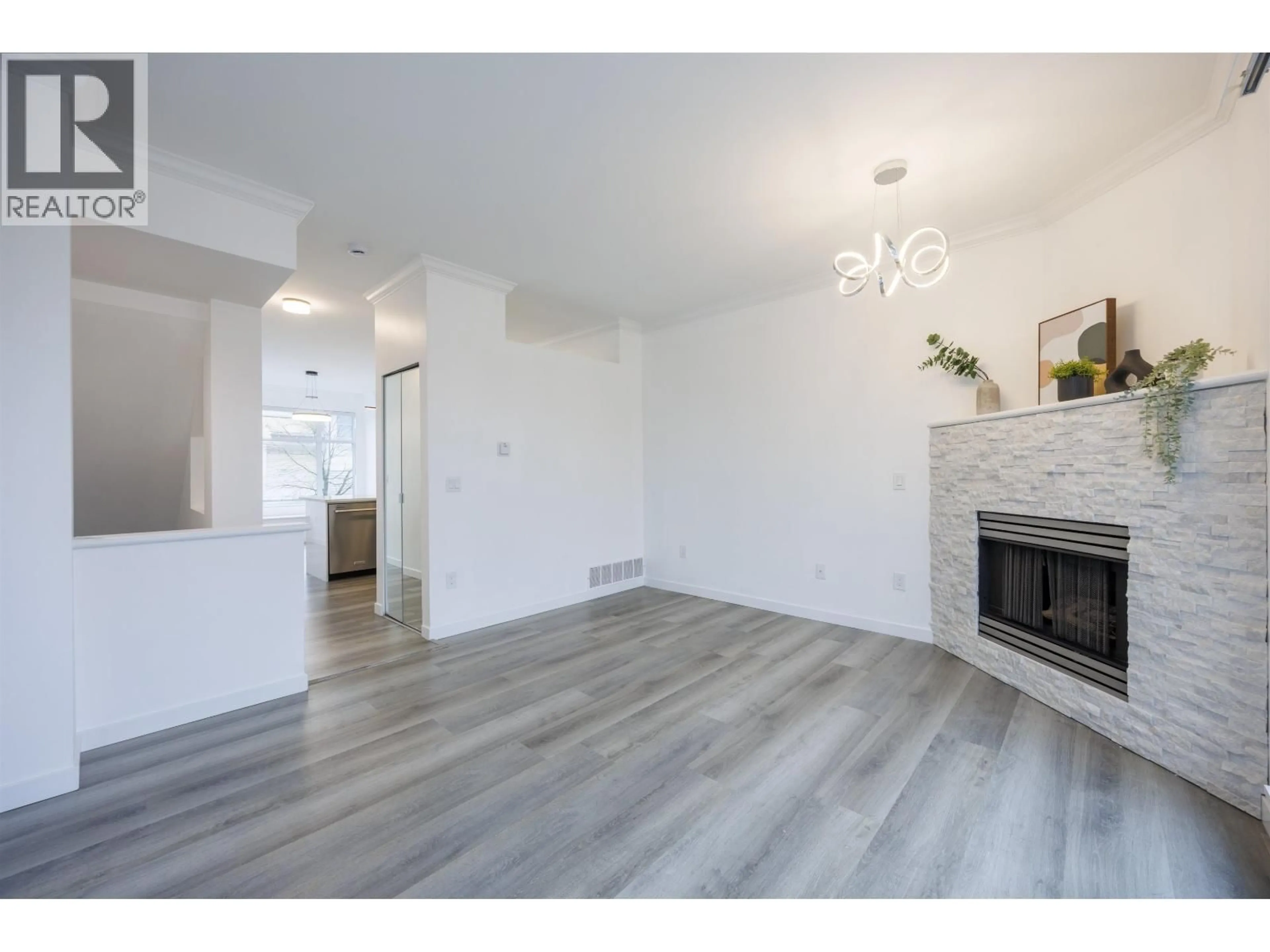 A pic of a room for 16 - 12900 JACK BELL DRIVE, Richmond British Columbia V6V2V8