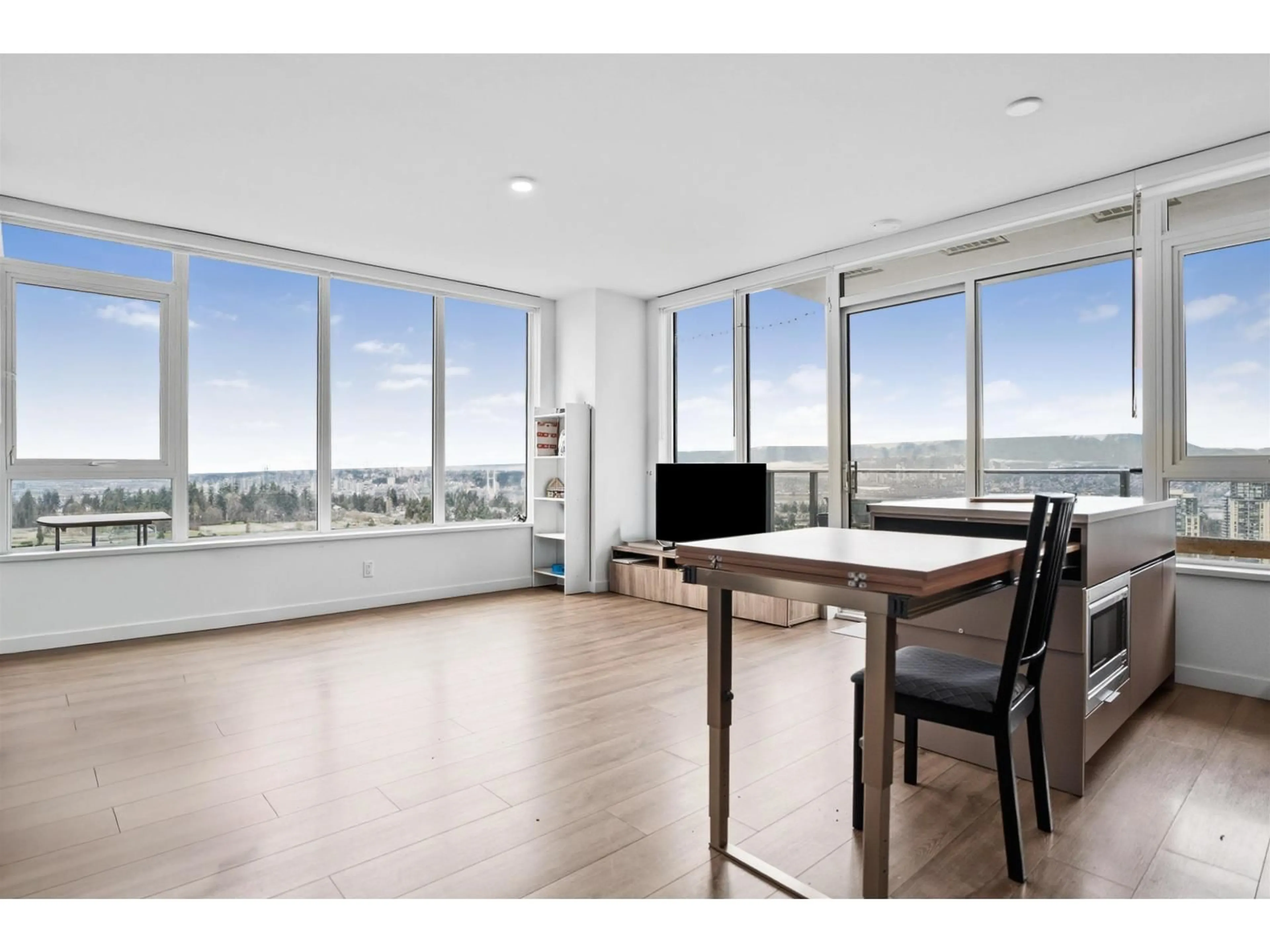 A pic of a room for 2602 - 10448 UNIVERSITY DRIVE, Surrey British Columbia V3T0S7