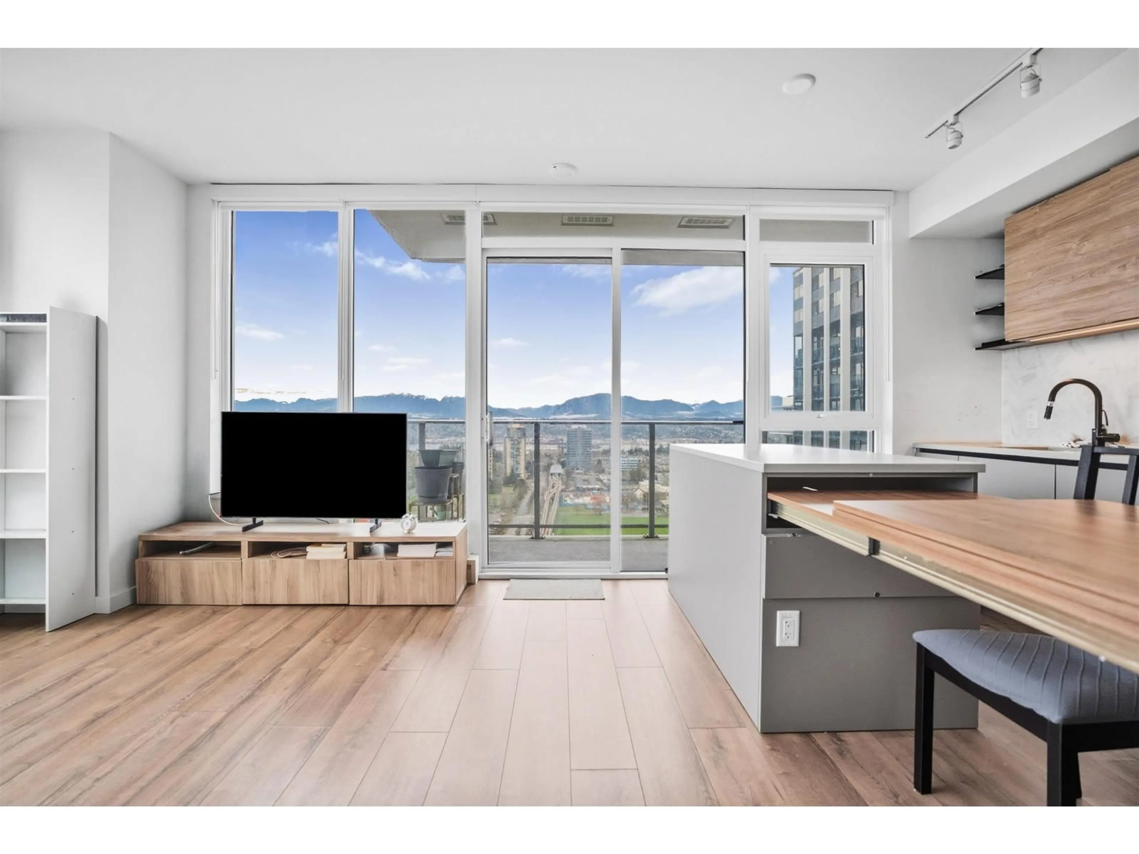 Unknown for 2602 - 10448 UNIVERSITY DRIVE, Surrey British Columbia V3T0S7