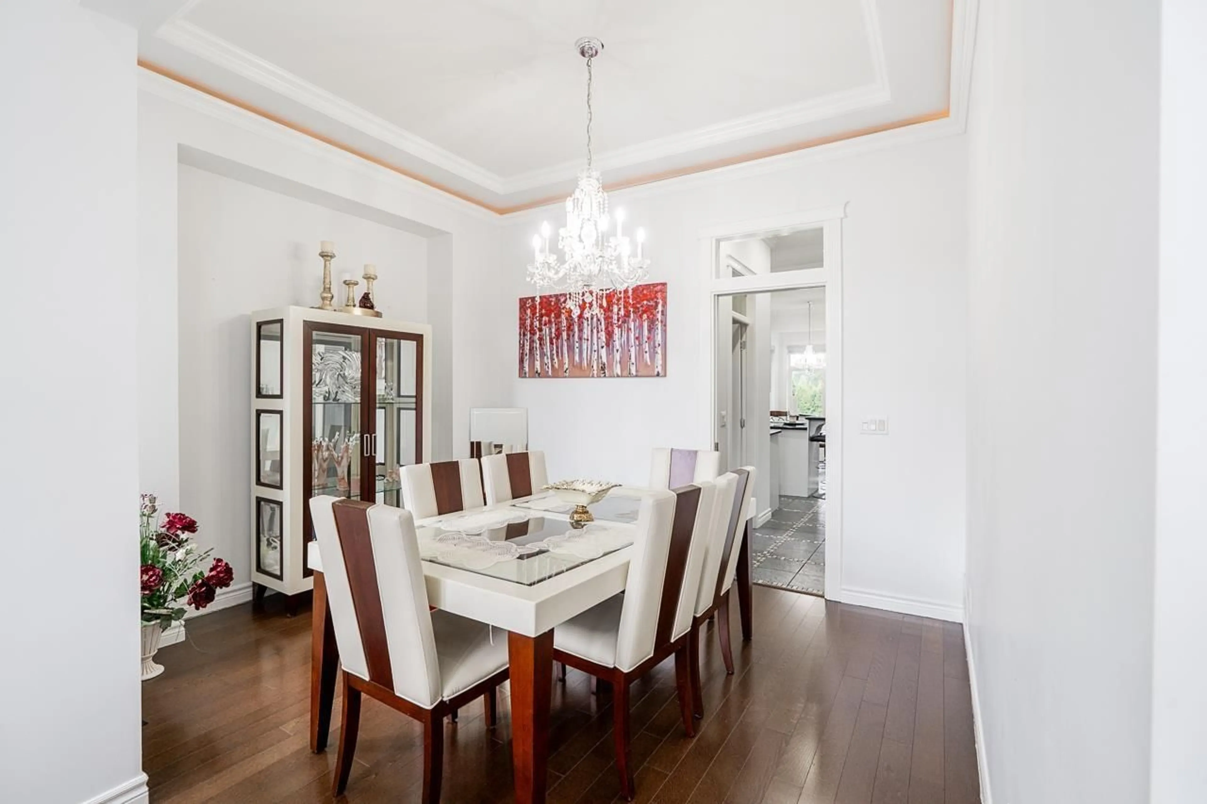 Dining room, wood/laminate floor for 14867 76A AVENUE, Surrey British Columbia V3S1S3