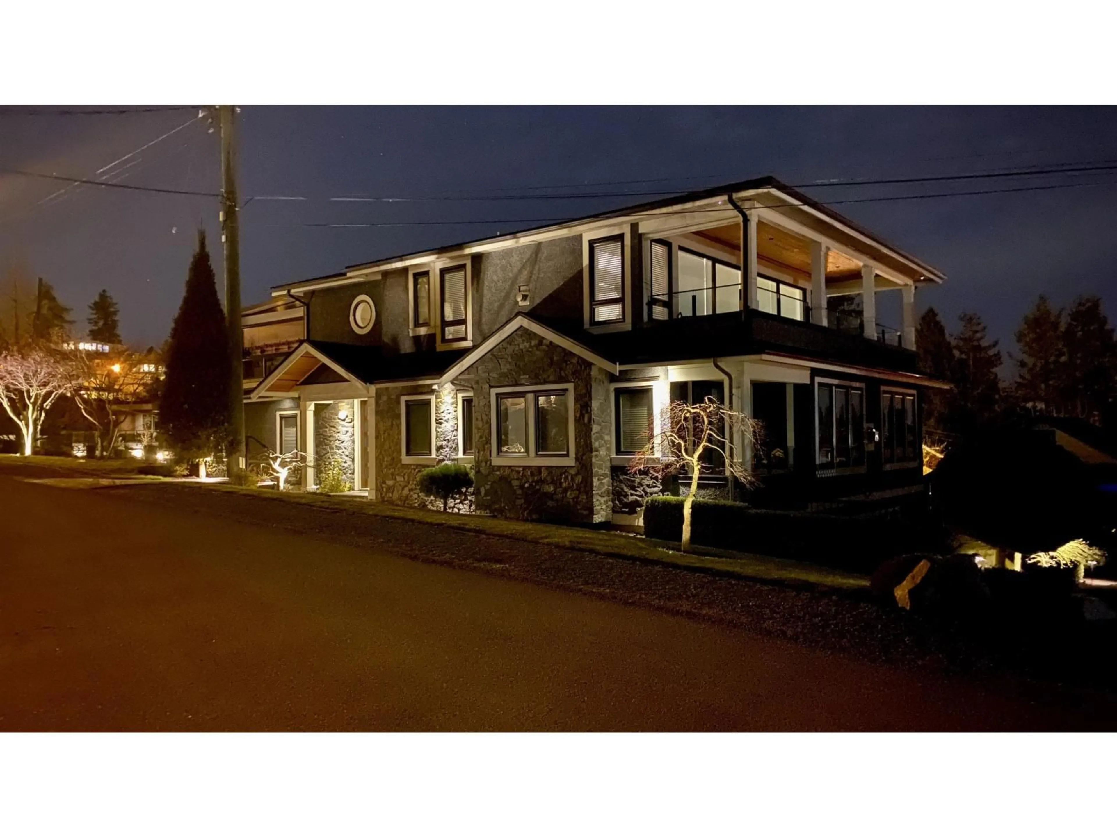 Unknown for 932 ASH STREET, White Rock British Columbia V4B4K1