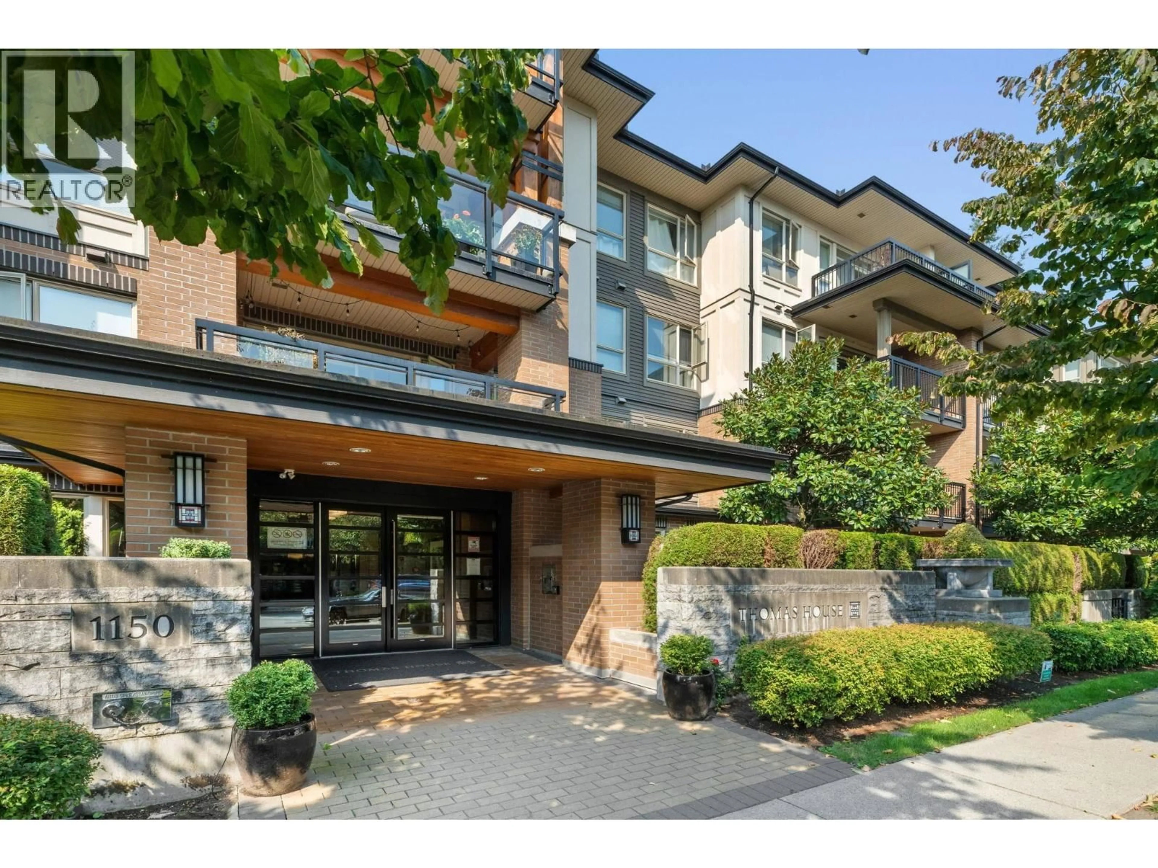 Indoor foyer for 302 - 1150 KENSAL PLACE, Coquitlam British Columbia V3B0H4