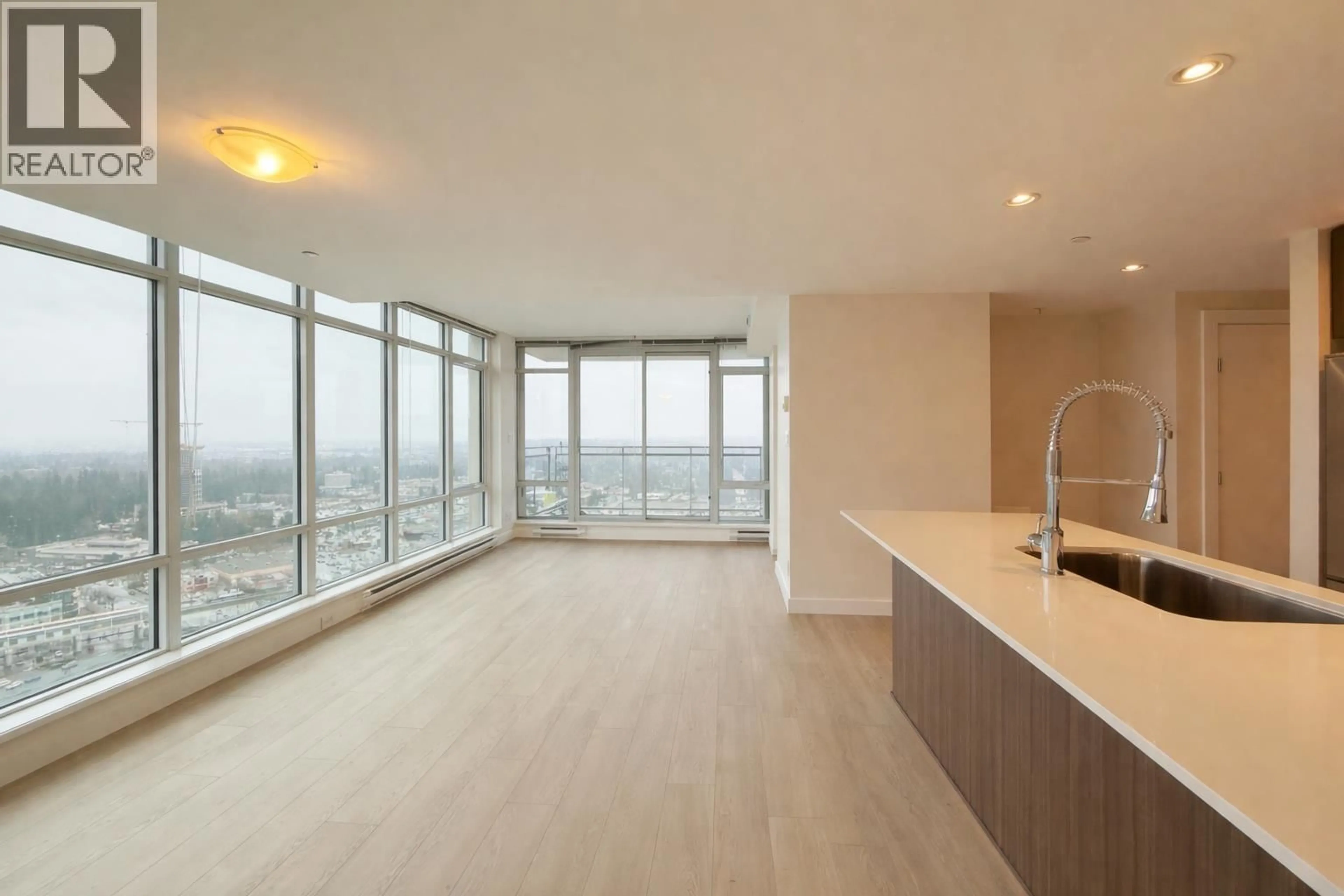 A pic of a room for 4003 - 2955 ATLANTIC AVENUE, Coquitlam British Columbia V3B0H9