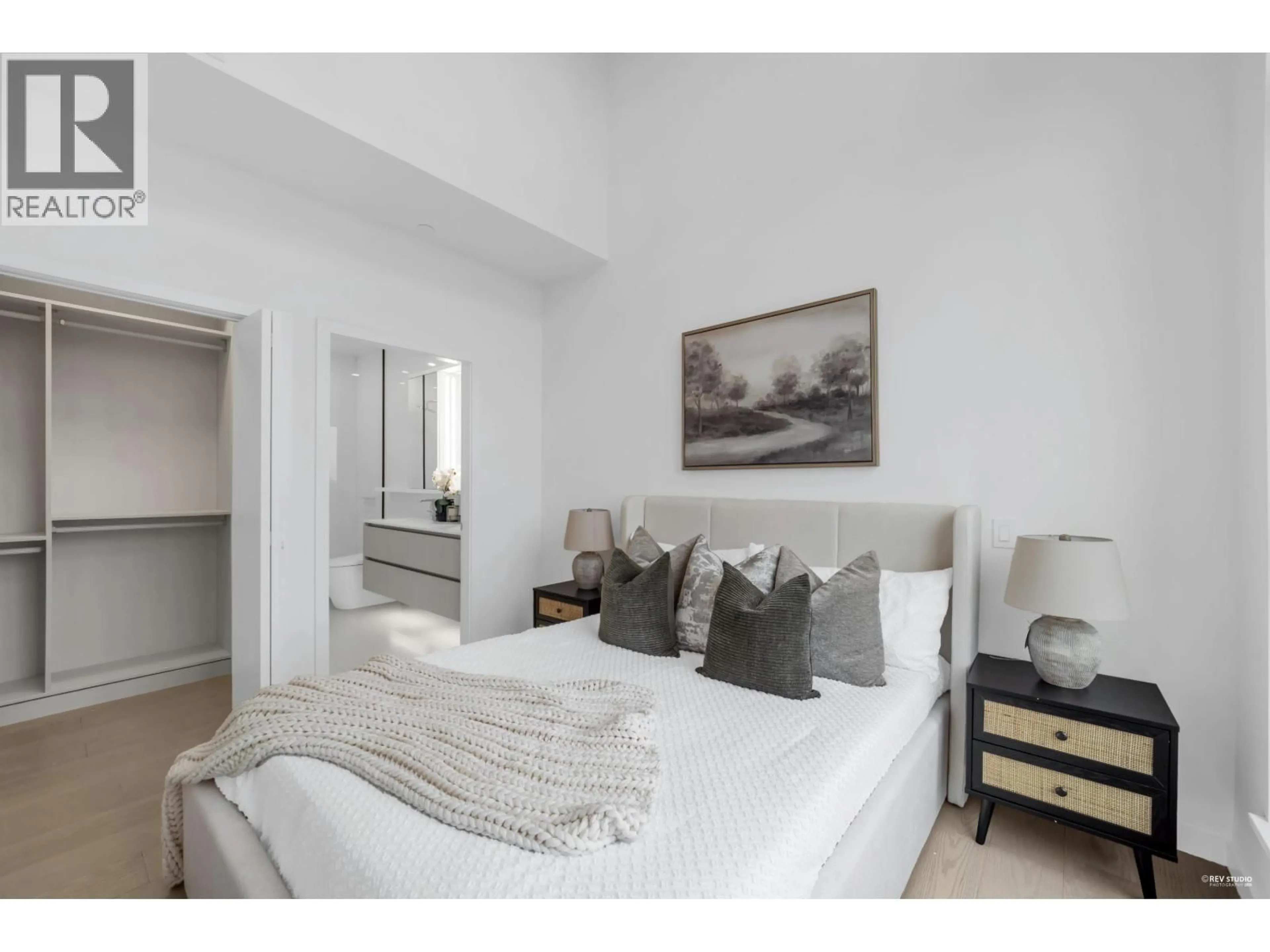 Unknown for 1001 - 8415 GRANVILLE STREET, Vancouver British Columbia V6P0M2