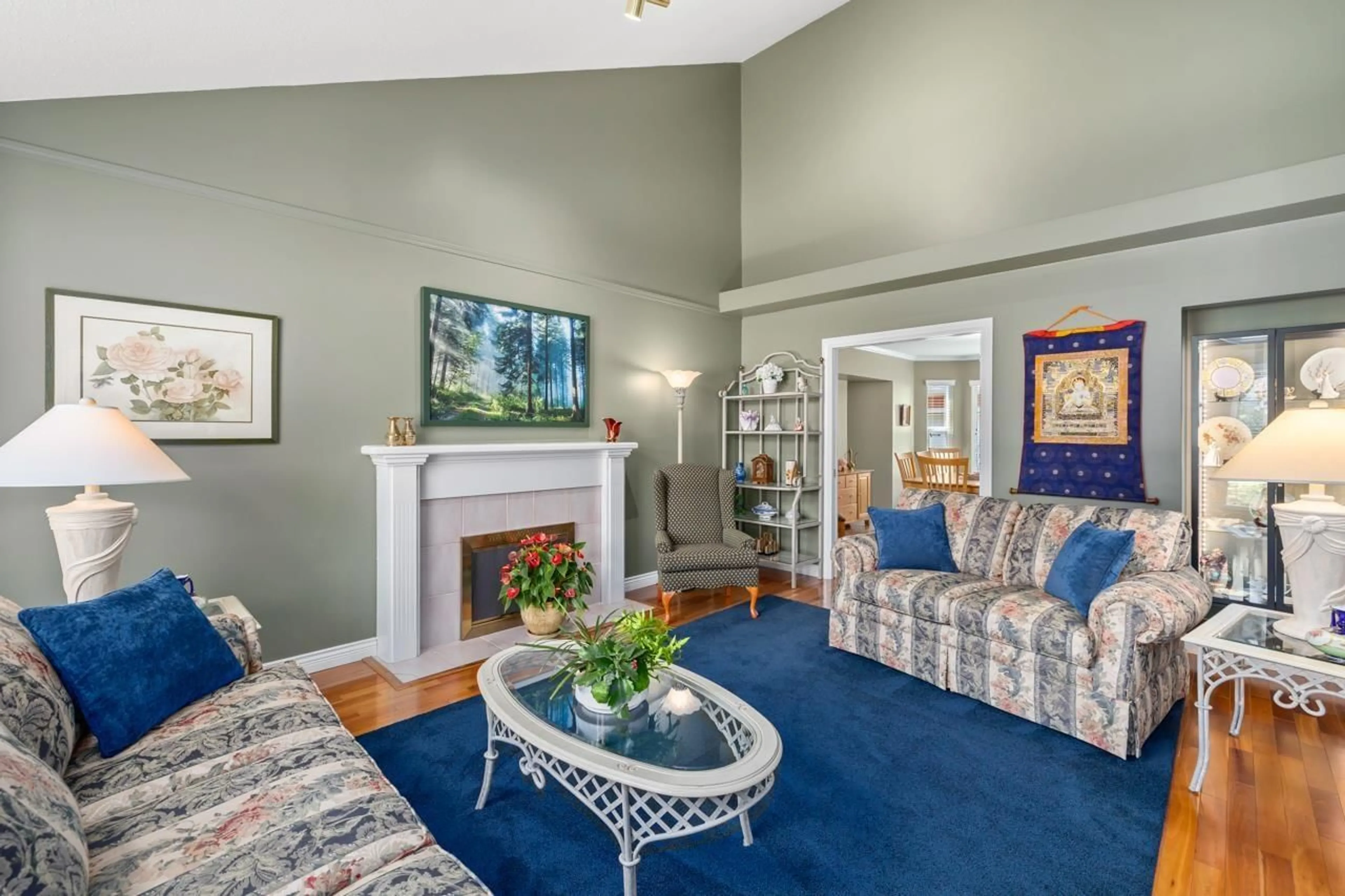 Living room with furniture, unknown for 4863 209 STREET, Langley British Columbia V3A8V4