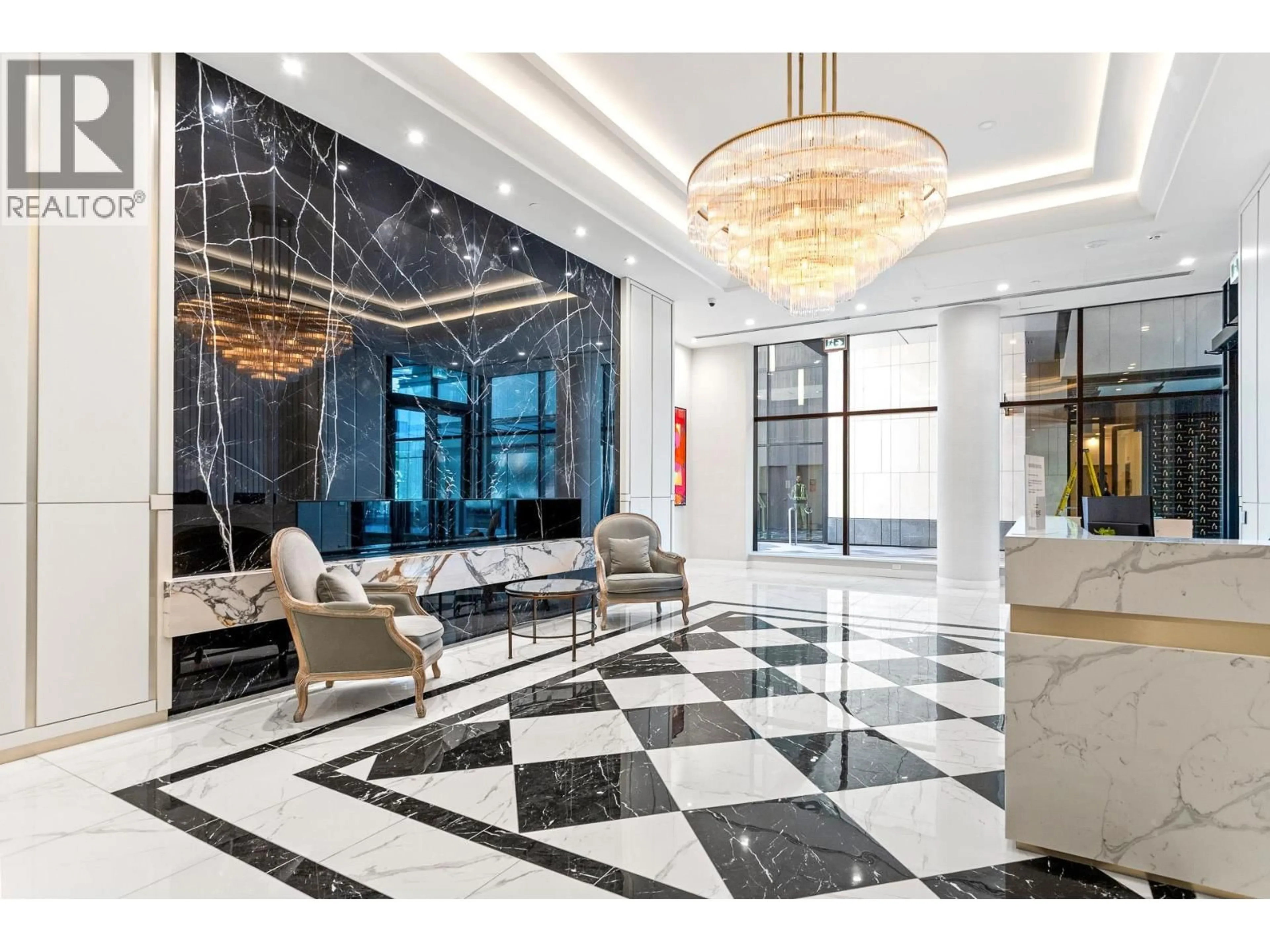 Lobby for 703 - 135 13TH STREET, North Vancouver British Columbia V7L0J8