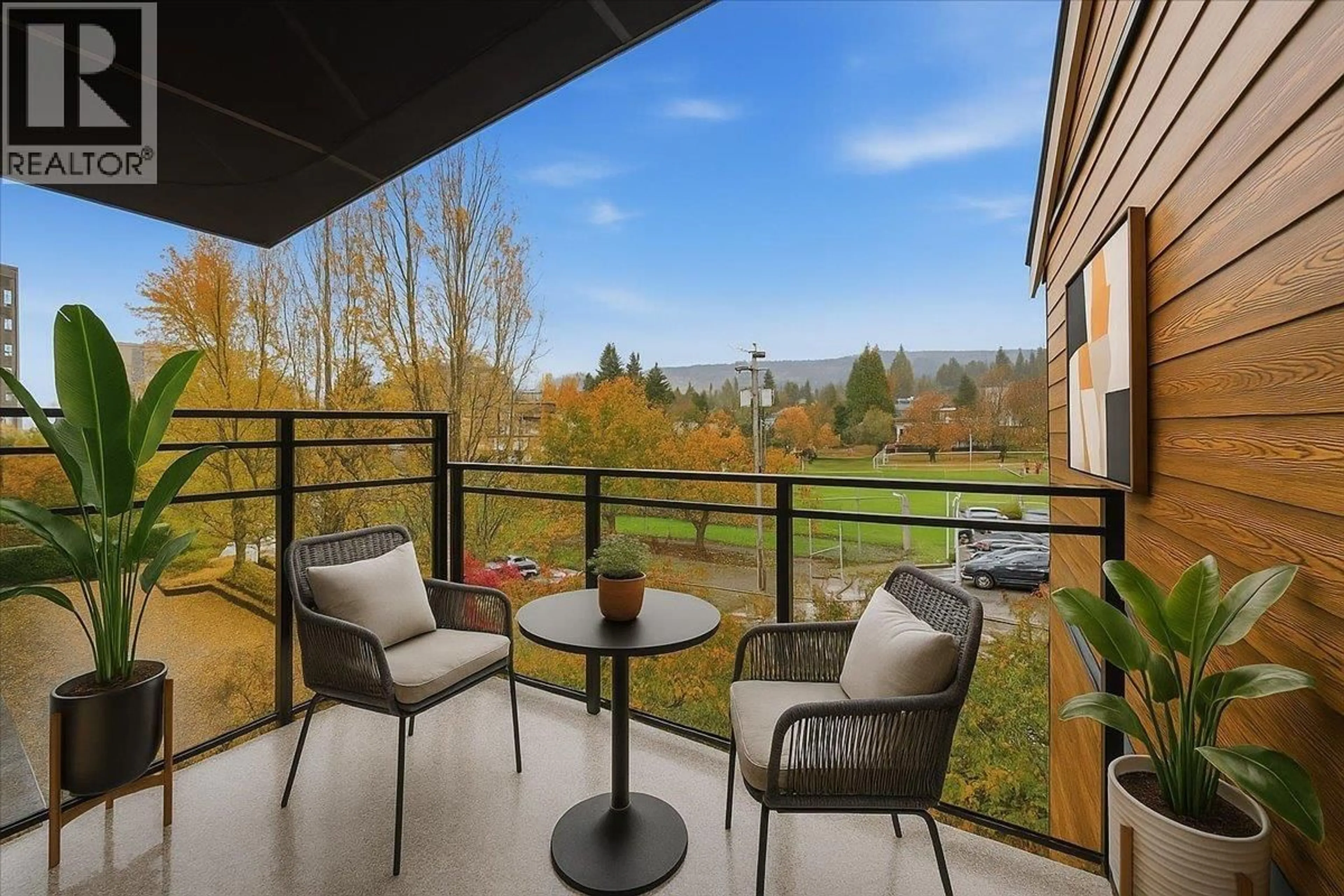 Patio, mountain view for 406 - 1340 DUCHESS AVENUE, West Vancouver British Columbia V7T1H6