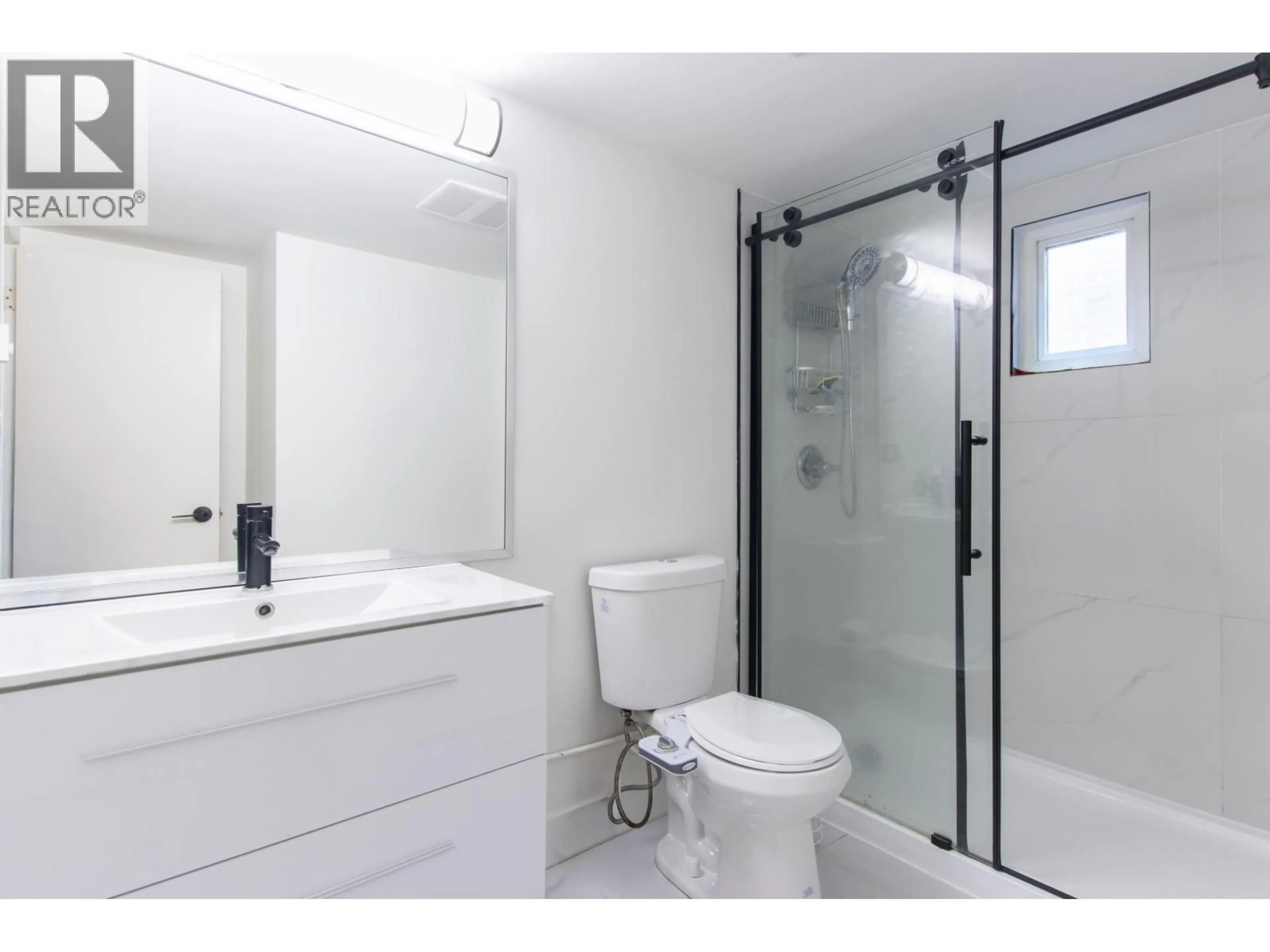 Standard bathroom, unknown for 54 - 38185 WESTWAY AVENUE, Squamish British Columbia V8B0Y4
