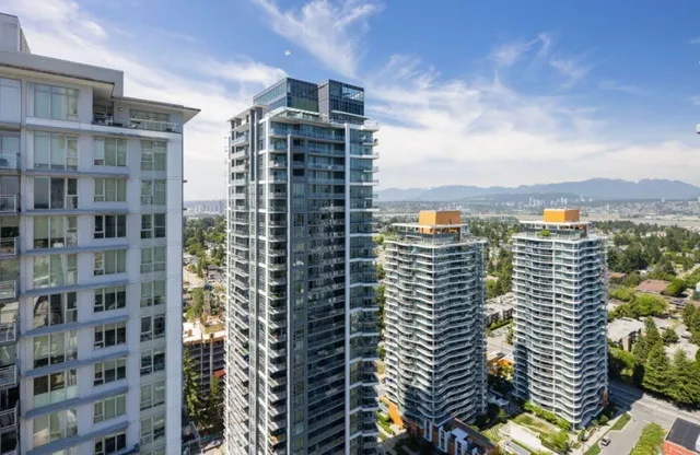 1403 - 13350 CENTRAL AVENUE AVENUE, Surrey 4