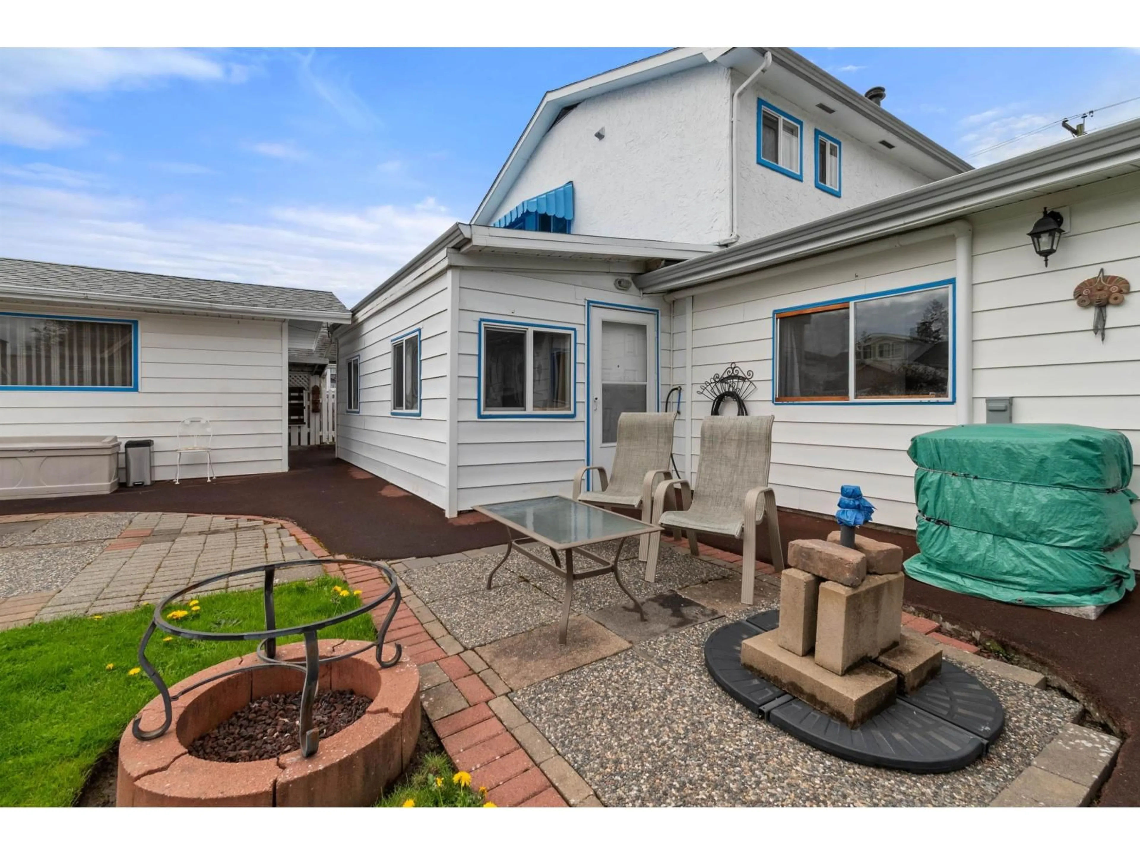 Unknown for 46186 GORE AVENUE, Chilliwack British Columbia V2P1Z7