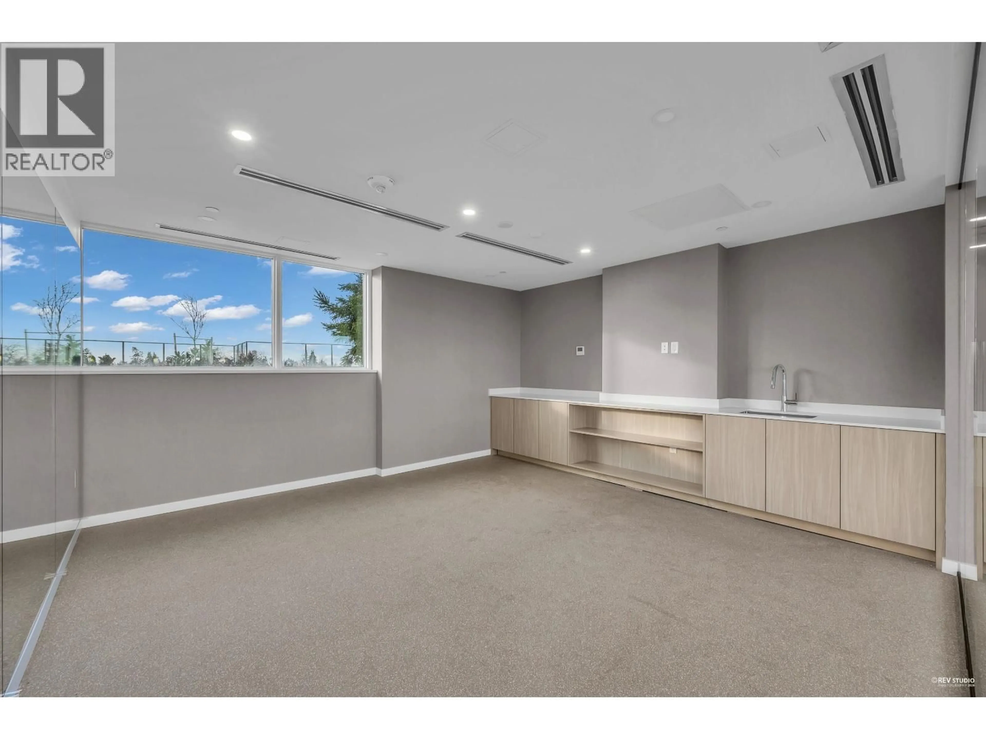 A pic of a room for 305 - 8415 GRANVILLE STREET, Vancouver British Columbia V6P0M2