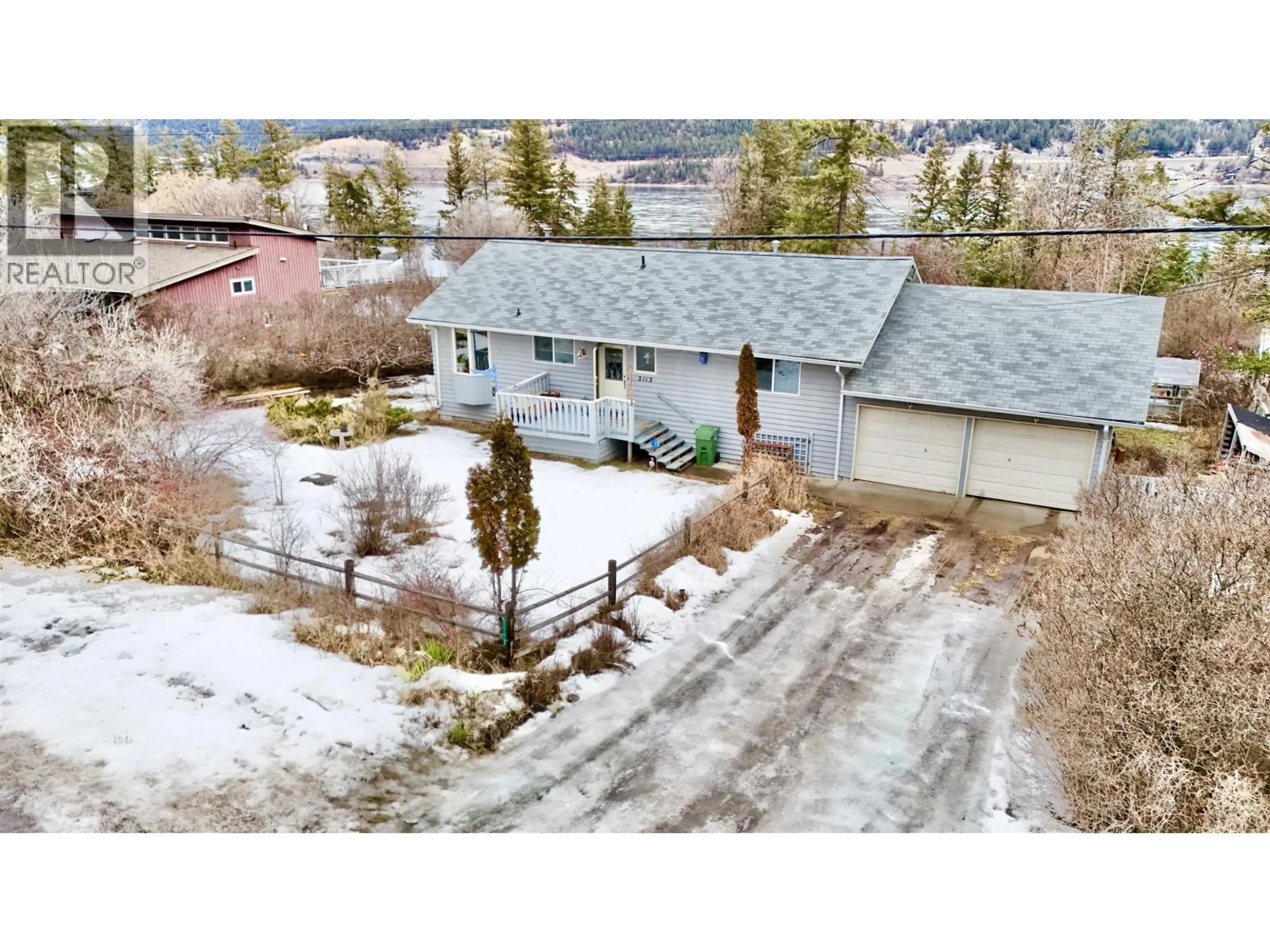 A pic from outside/outdoor area/front of a property/back of a property/a pic from drone, unknown for 2112 KINGLET ROAD, Williams Lake British Columbia V2G5G3