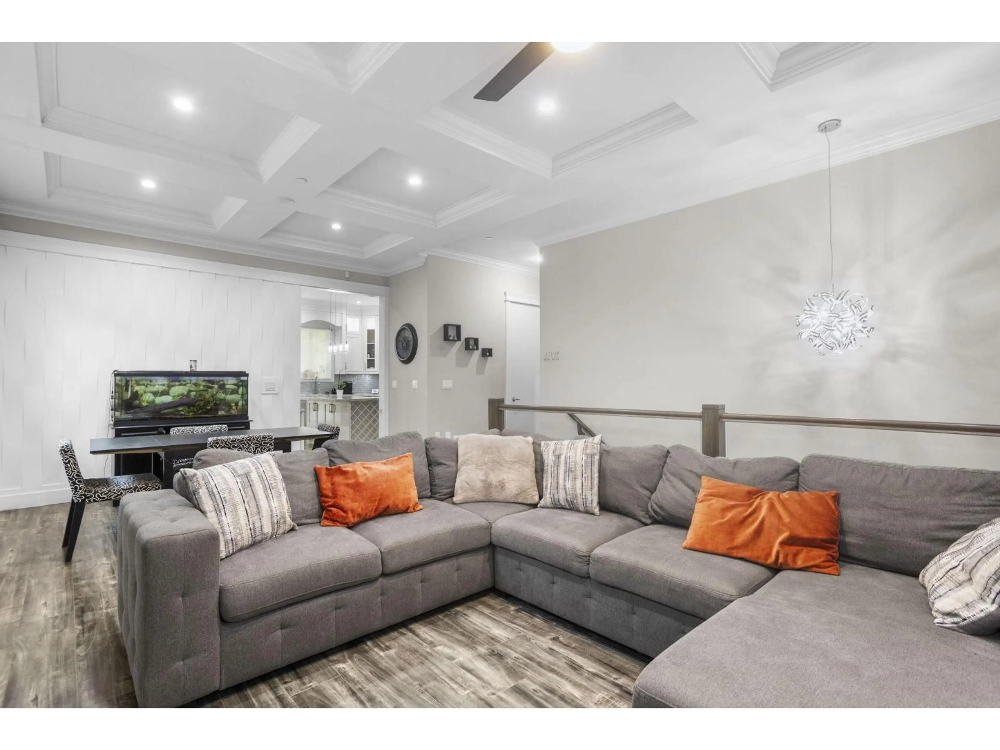 Living room with furniture, unknown for 33908 TOOLEY PLACE, Mission British Columbia V2V0G5