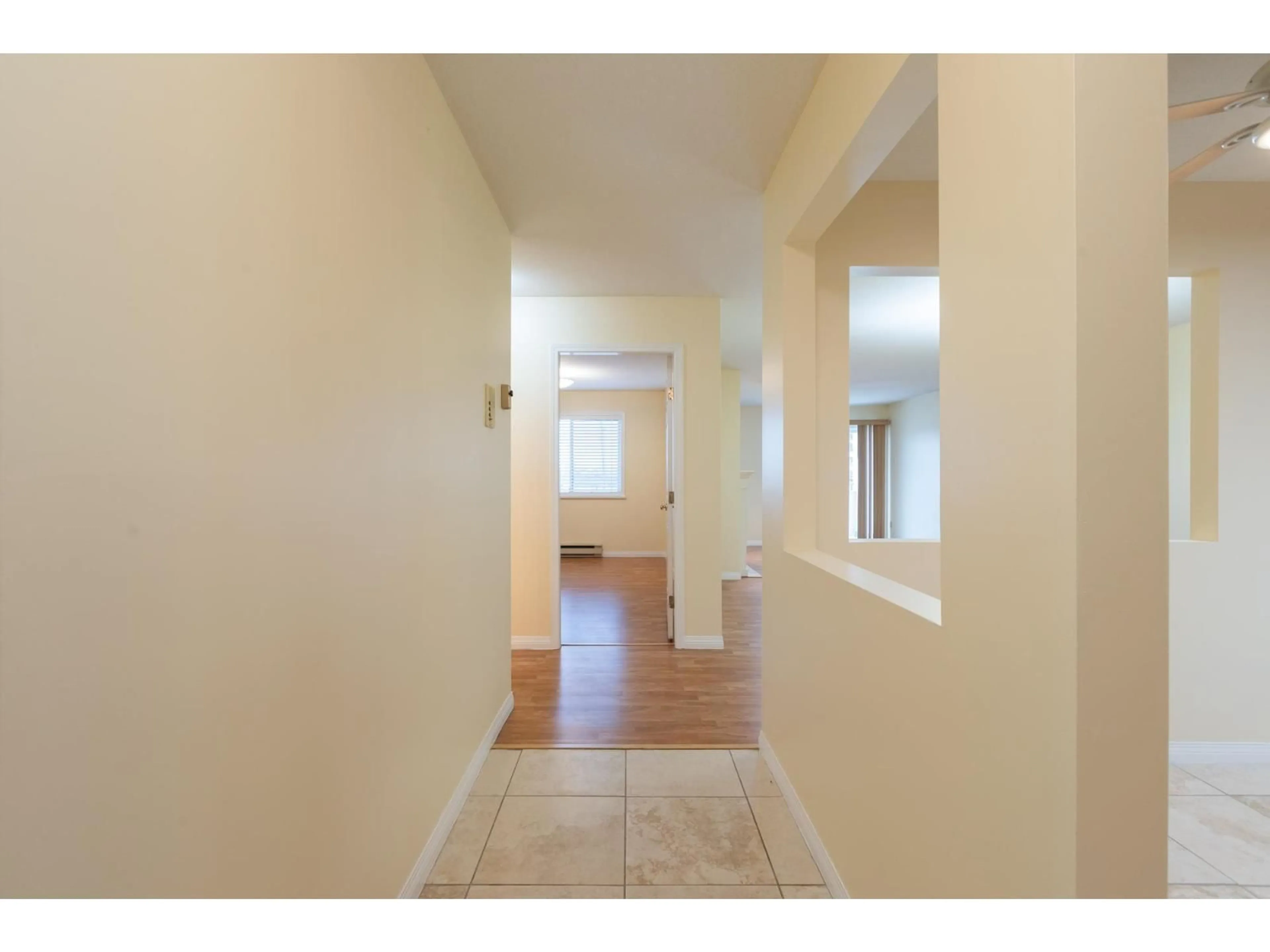 Indoor foyer for 205 - 19645 64 AVENUE, Langley British Columbia V2Y1L2