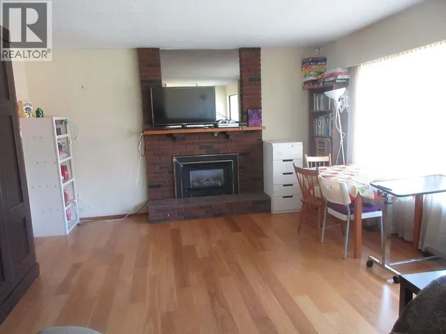1940 DUBLIN STREET, New Westminster 3
