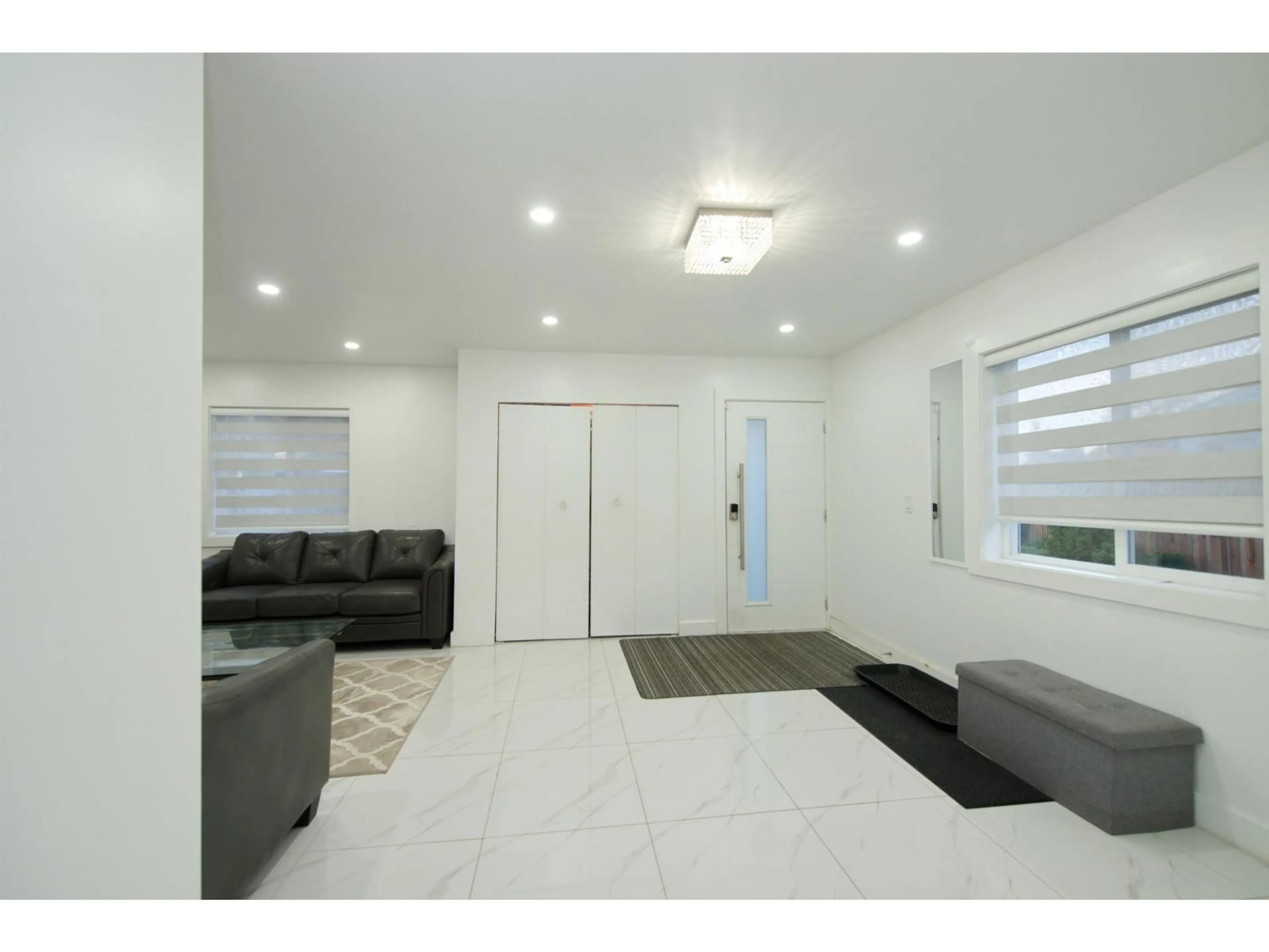 Unknown for 7681 125 STREET, Surrey British Columbia V3W7W2