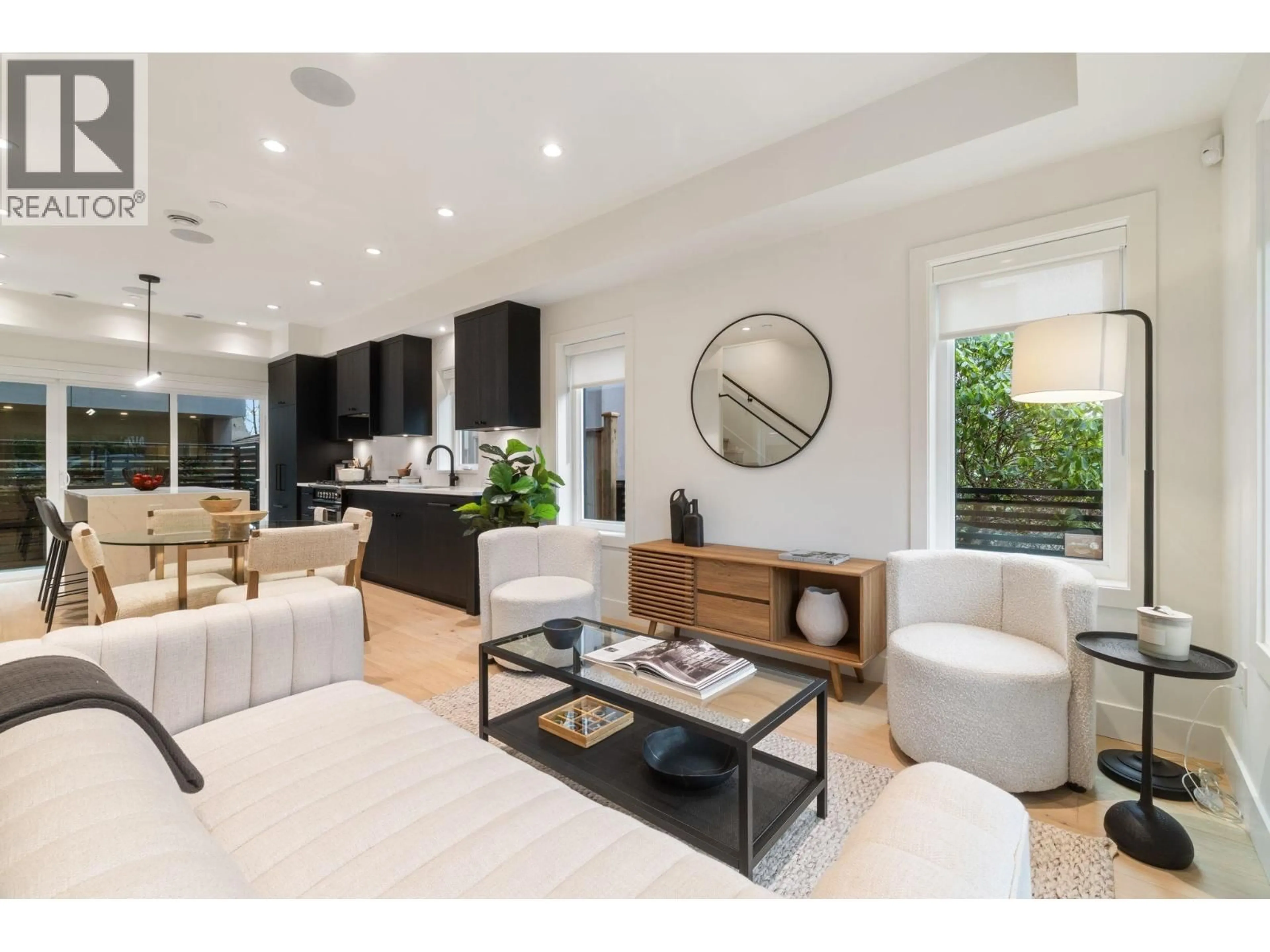 Living room with furniture, unknown for 2 - 2541 GRANT STREET, Vancouver British Columbia V5K3G6